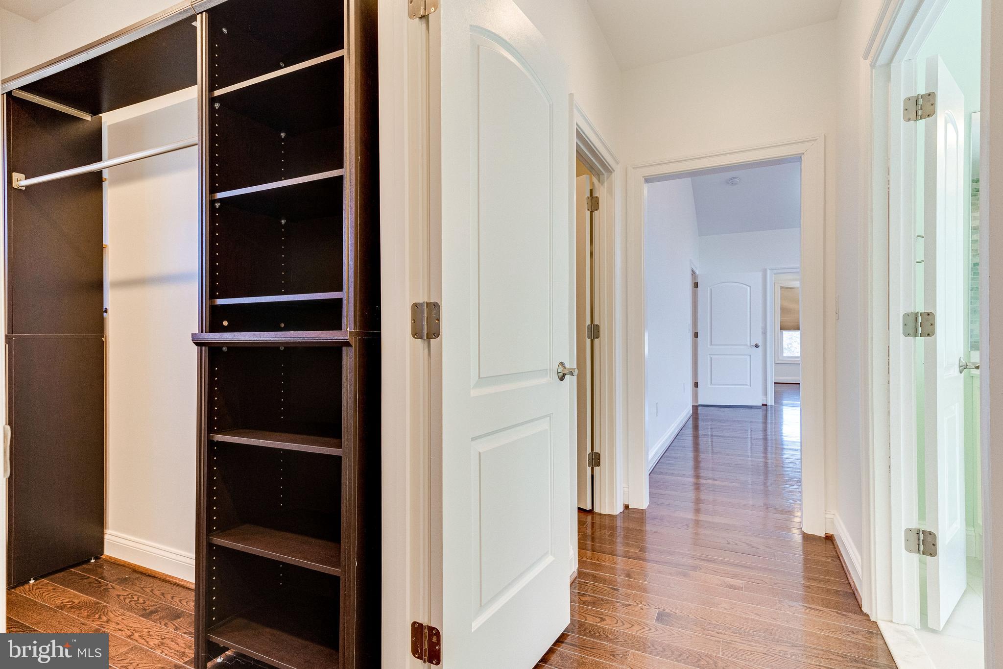 PIMMIT HILLS - Residential