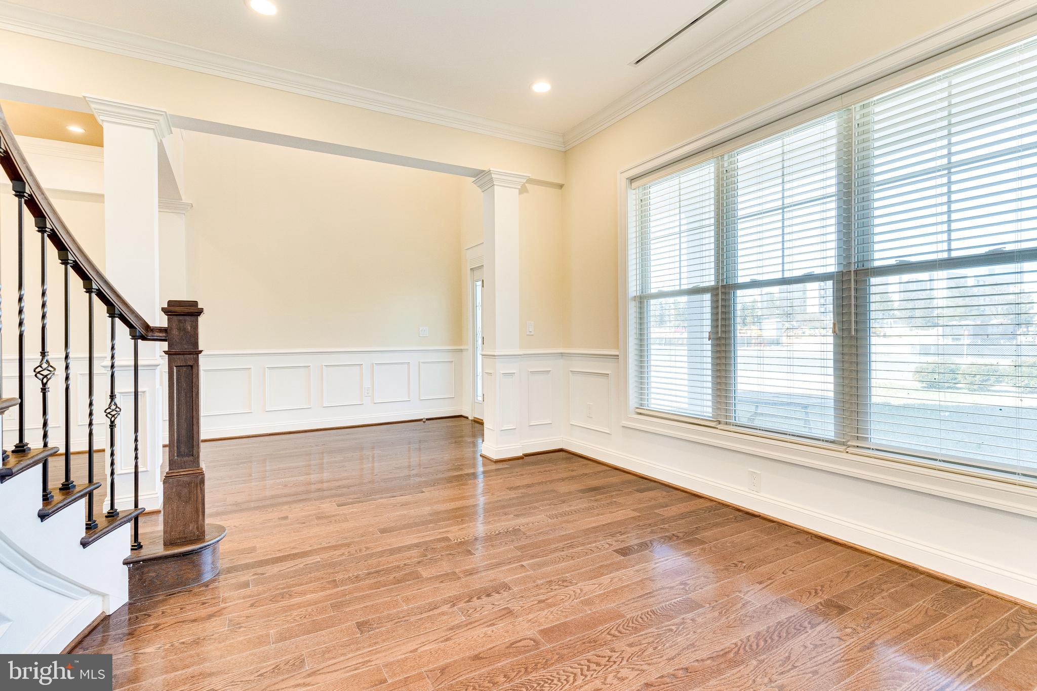 PIMMIT HILLS - Residential