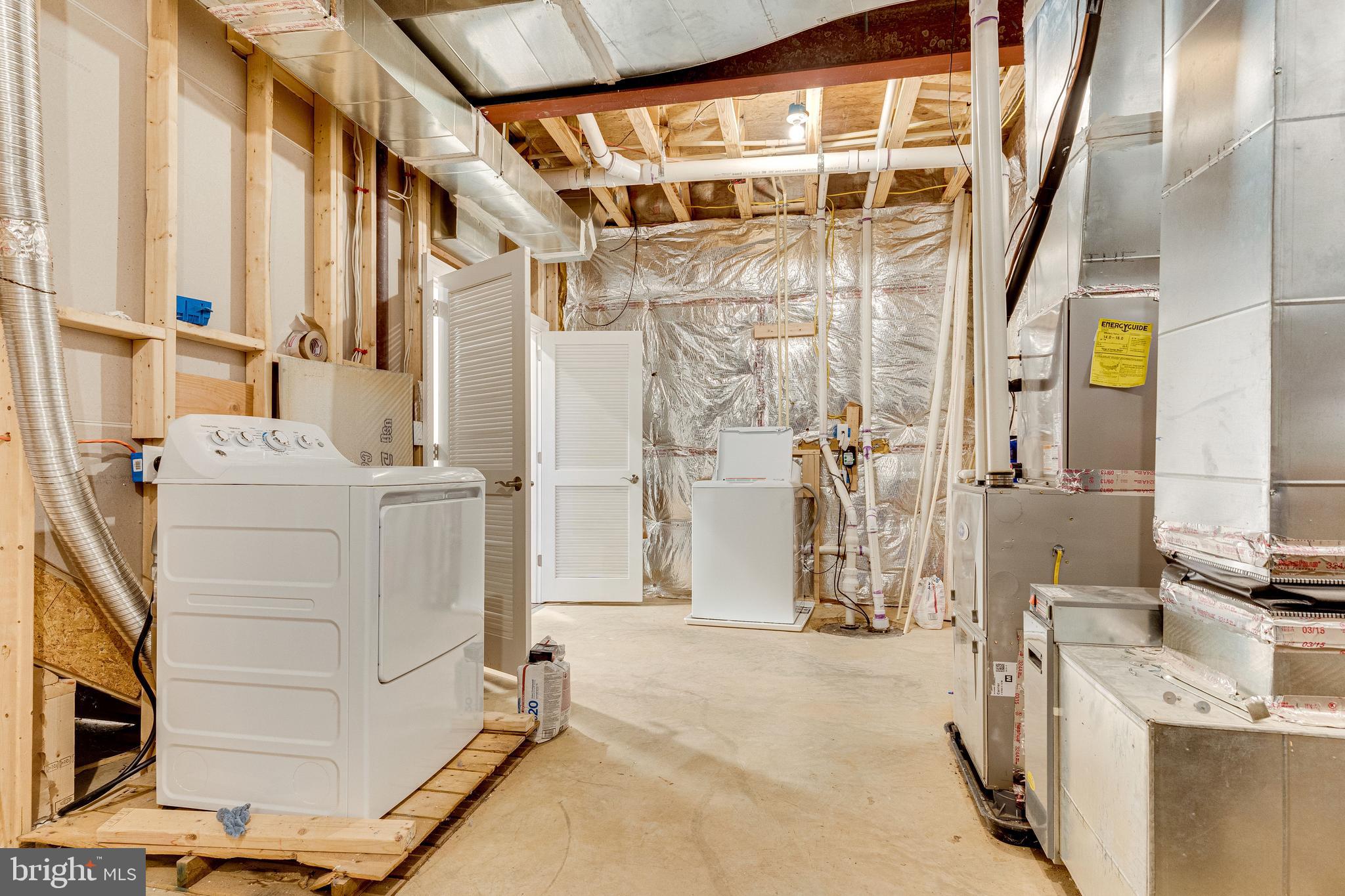 PIMMIT HILLS - Residential