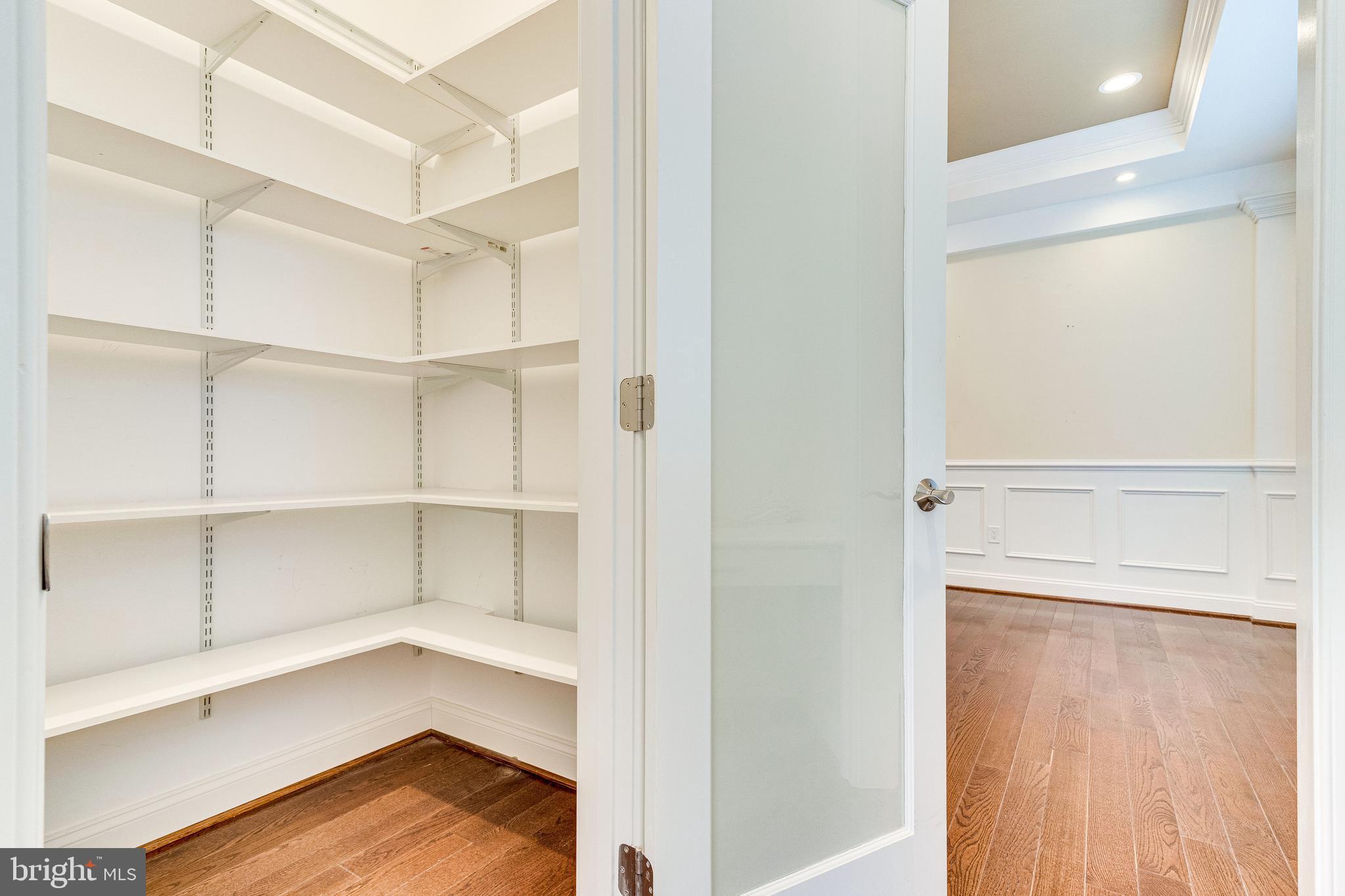 PIMMIT HILLS - Residential