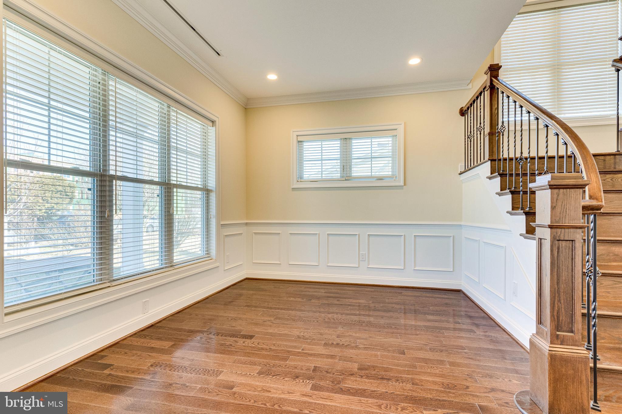 PIMMIT HILLS - Residential