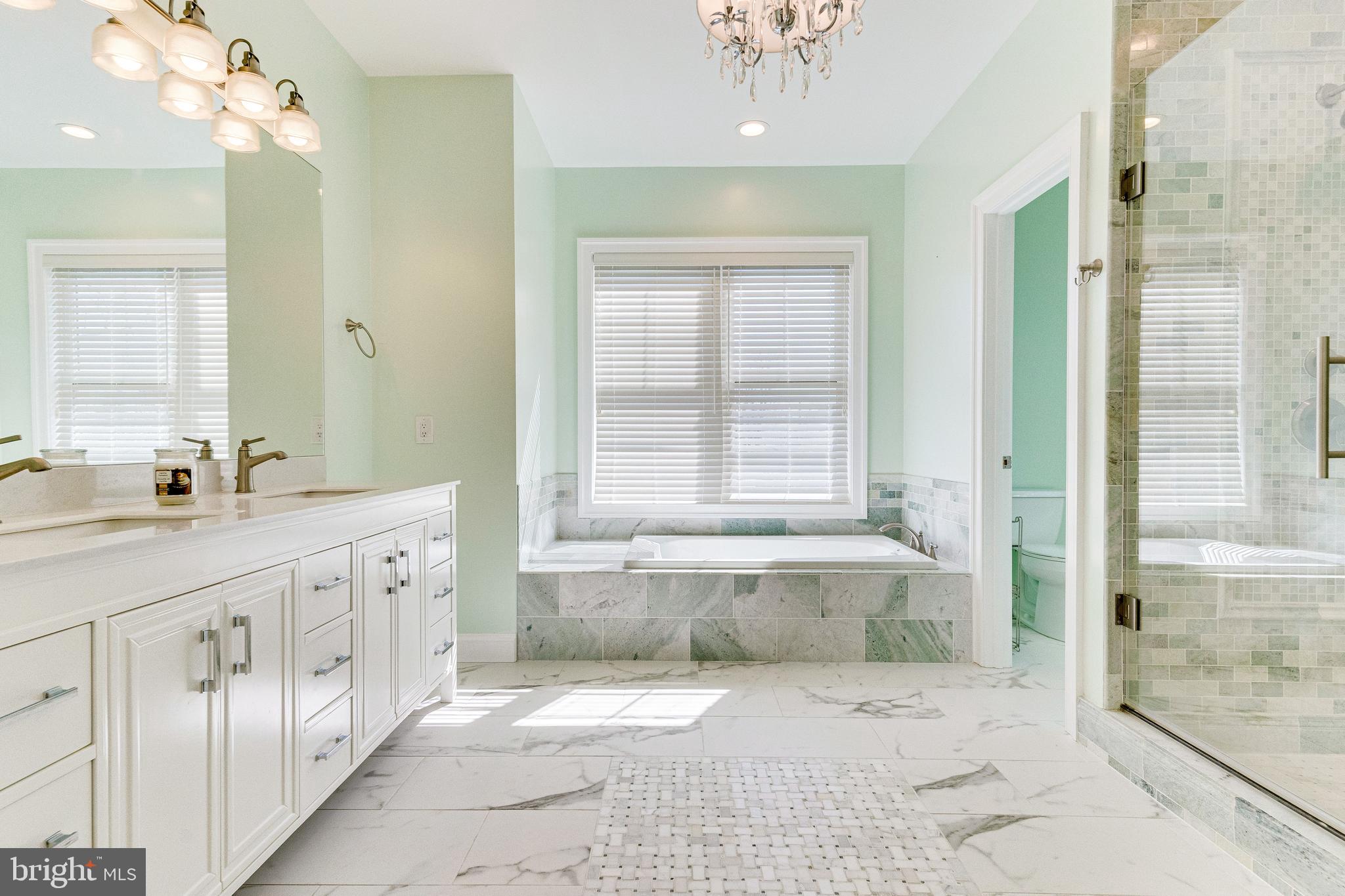 PIMMIT HILLS - Residential