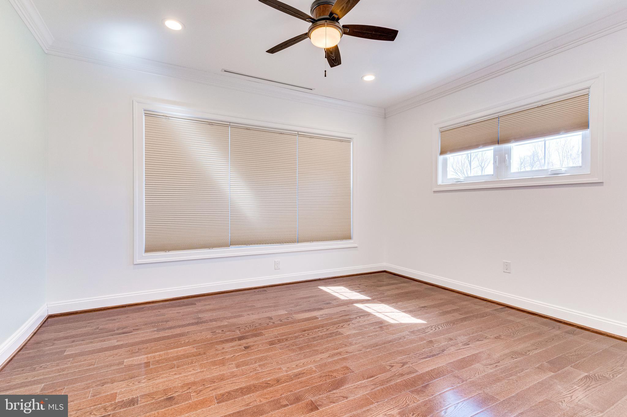 PIMMIT HILLS - Residential