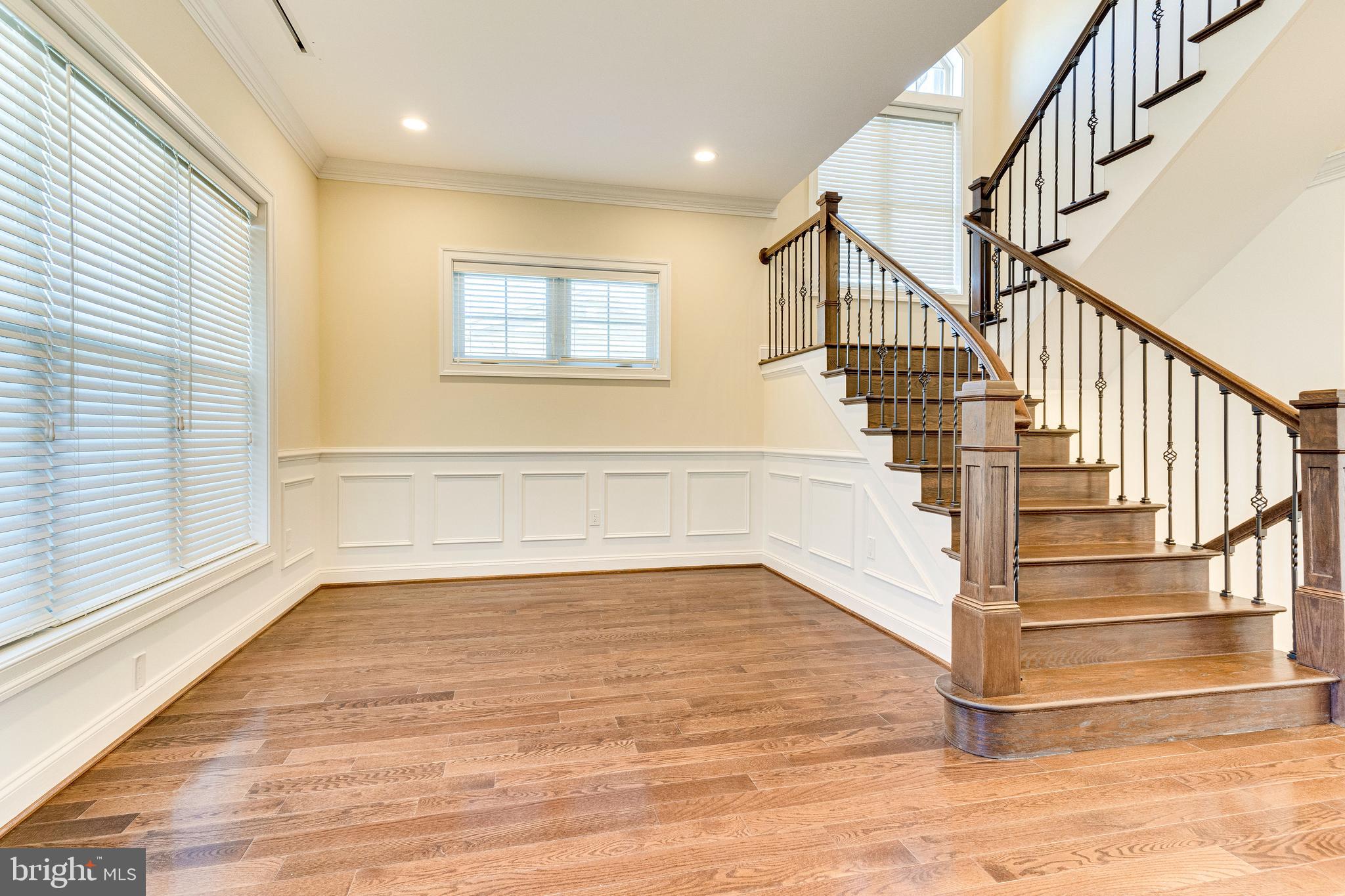 PIMMIT HILLS - Residential