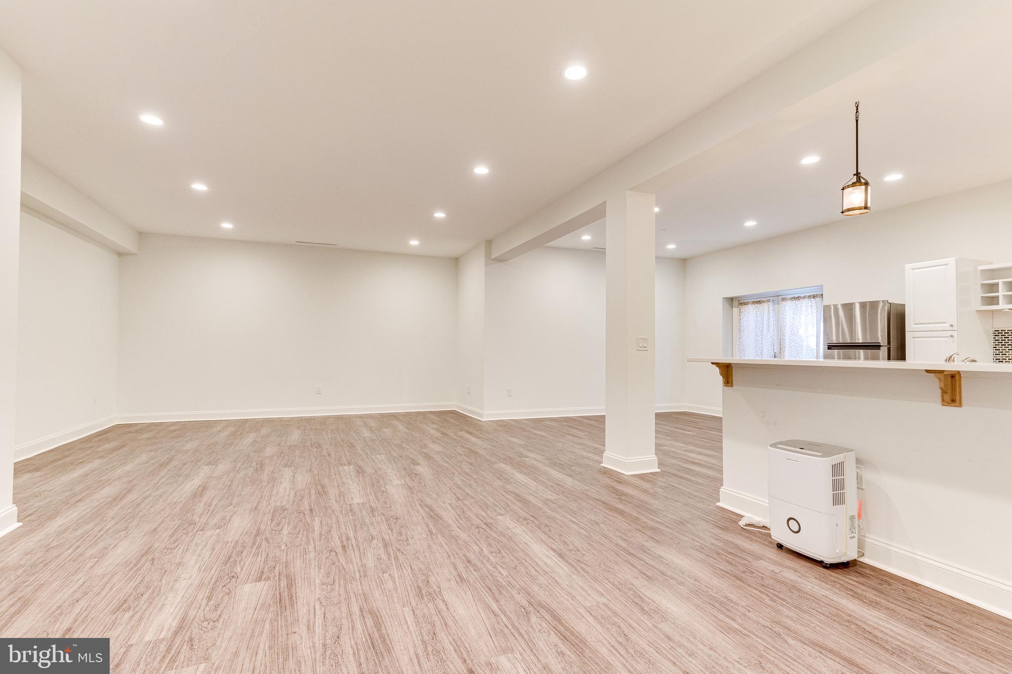 PIMMIT HILLS - Residential