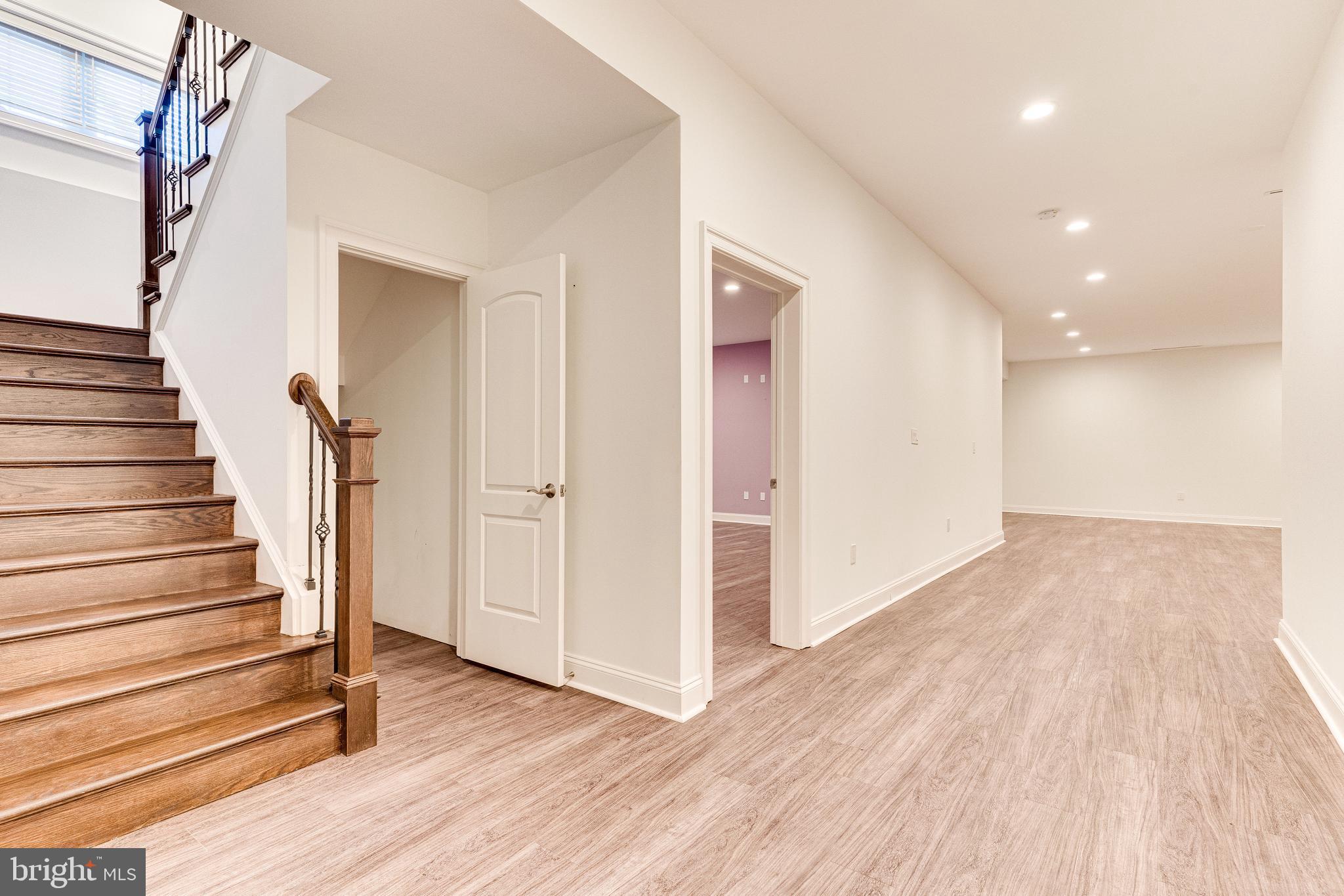 PIMMIT HILLS - Residential