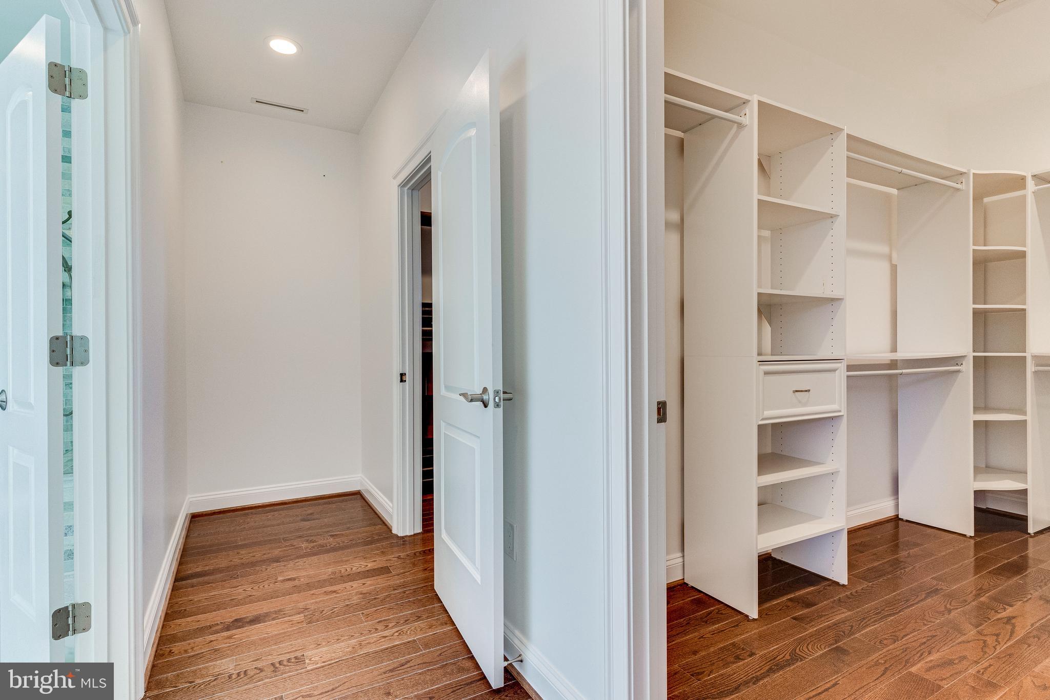 PIMMIT HILLS - Residential