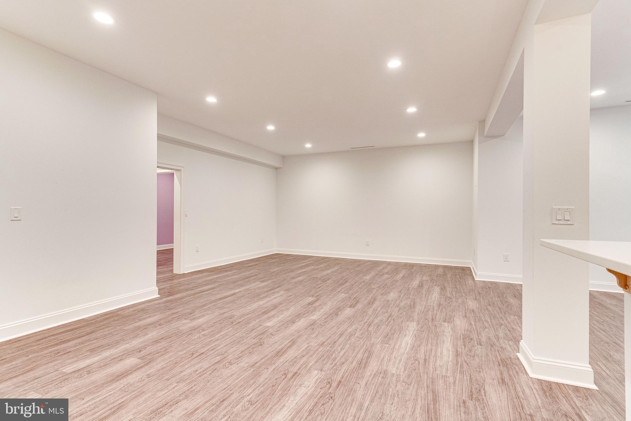 PIMMIT HILLS - Residential