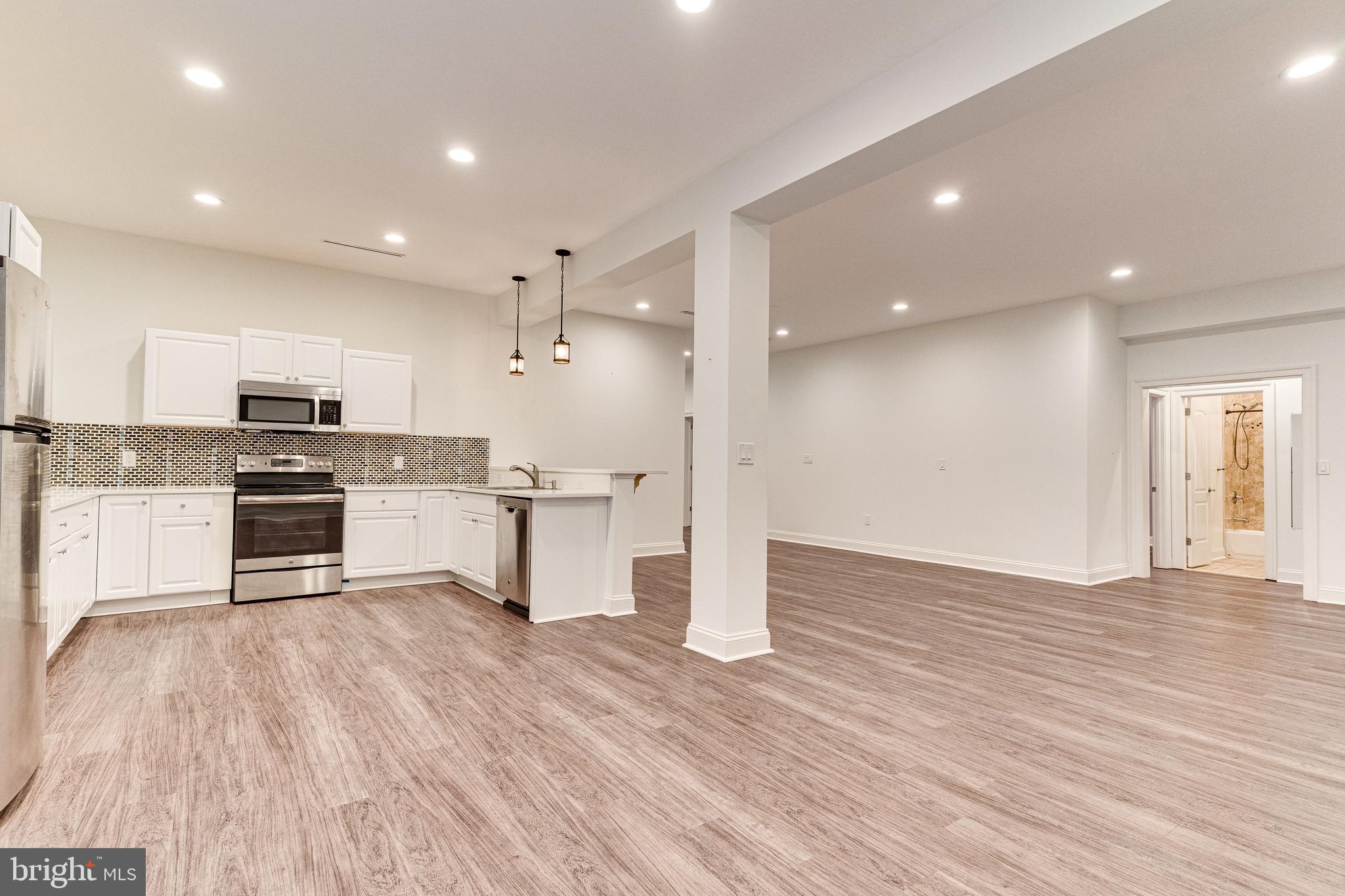 PIMMIT HILLS - Residential