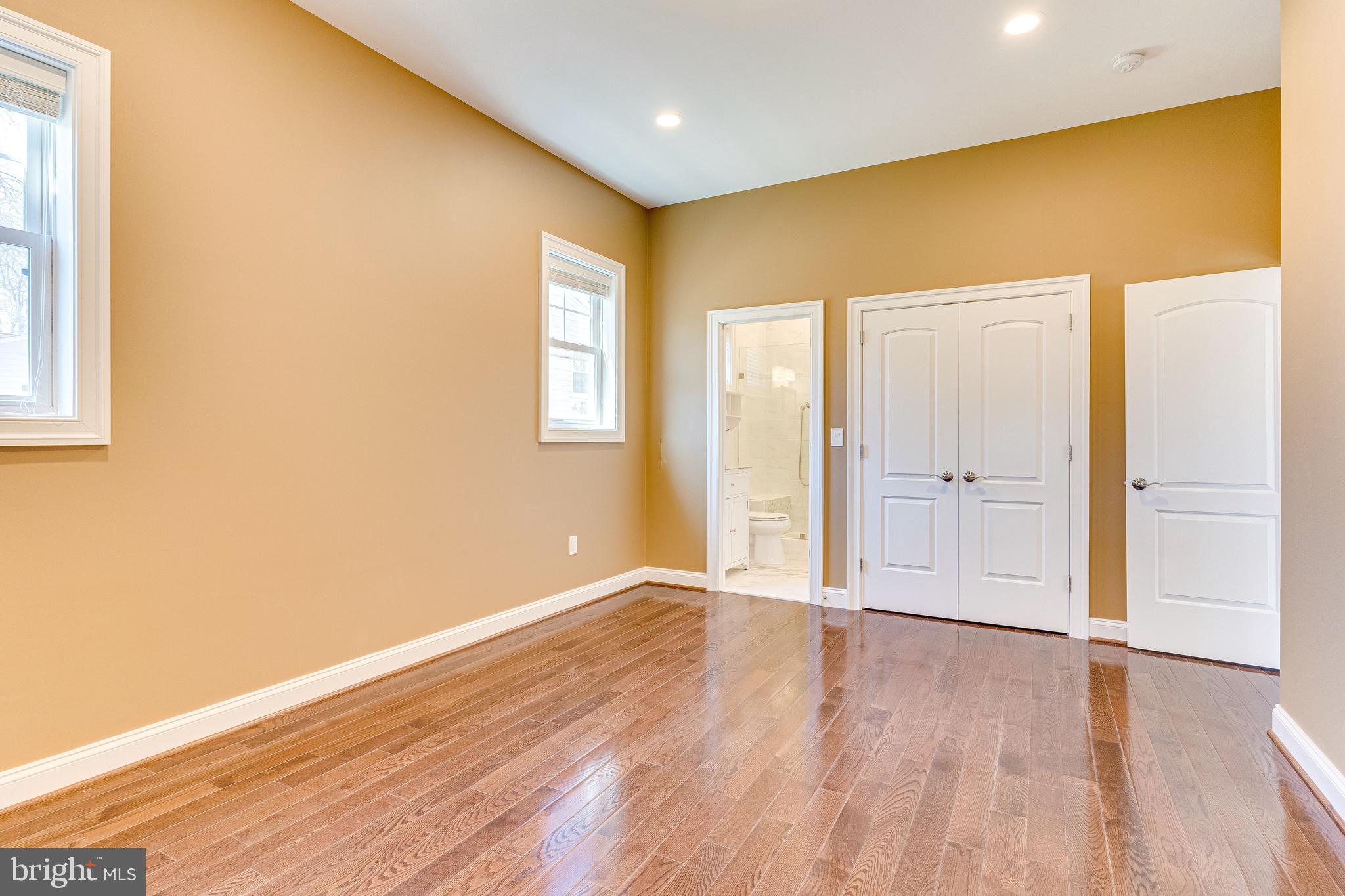 PIMMIT HILLS - Residential