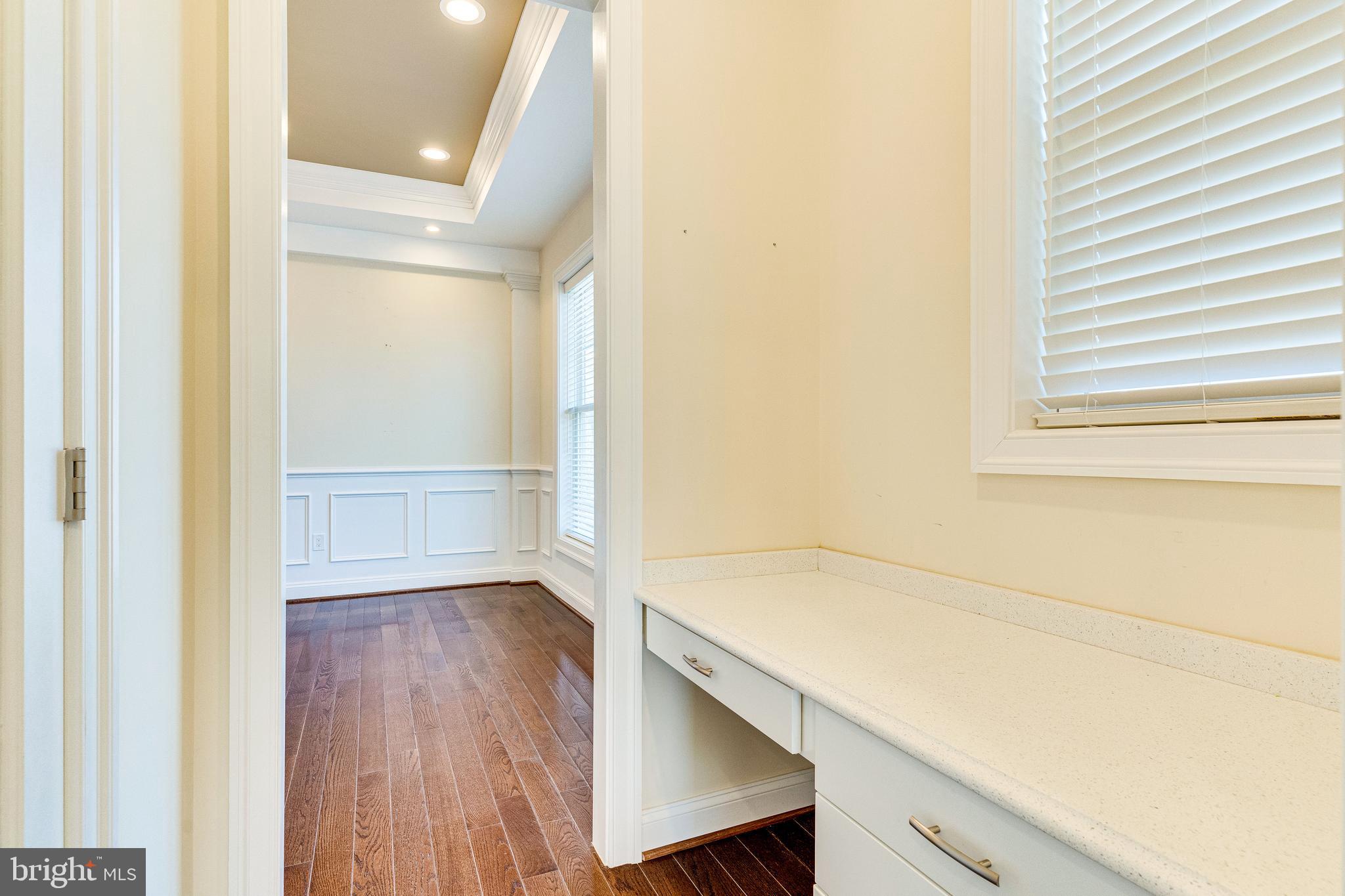 PIMMIT HILLS - Residential