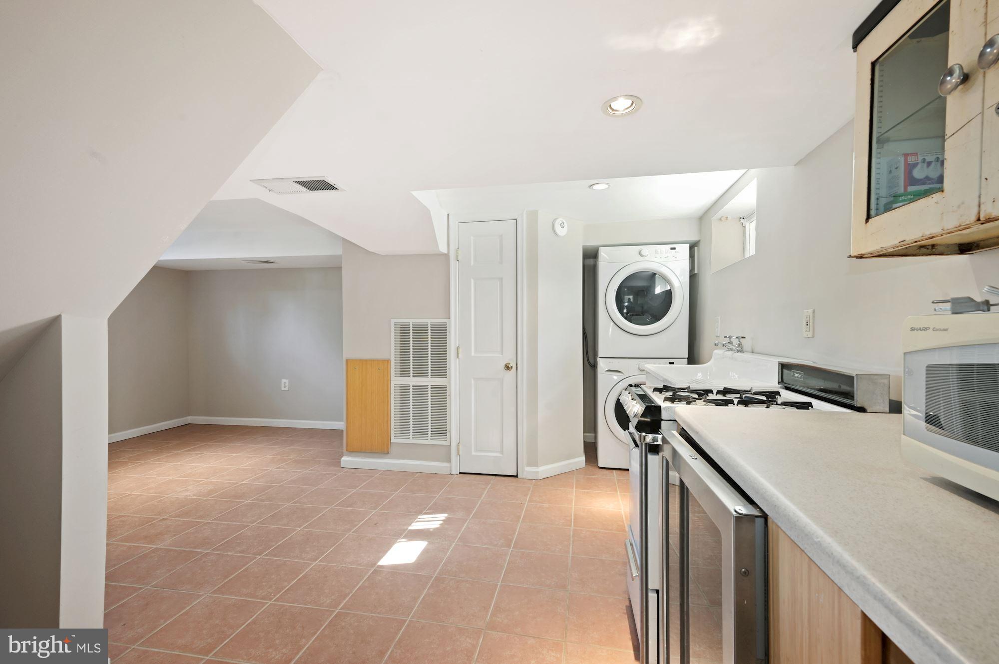 AVONDALE TERRACE - Residential