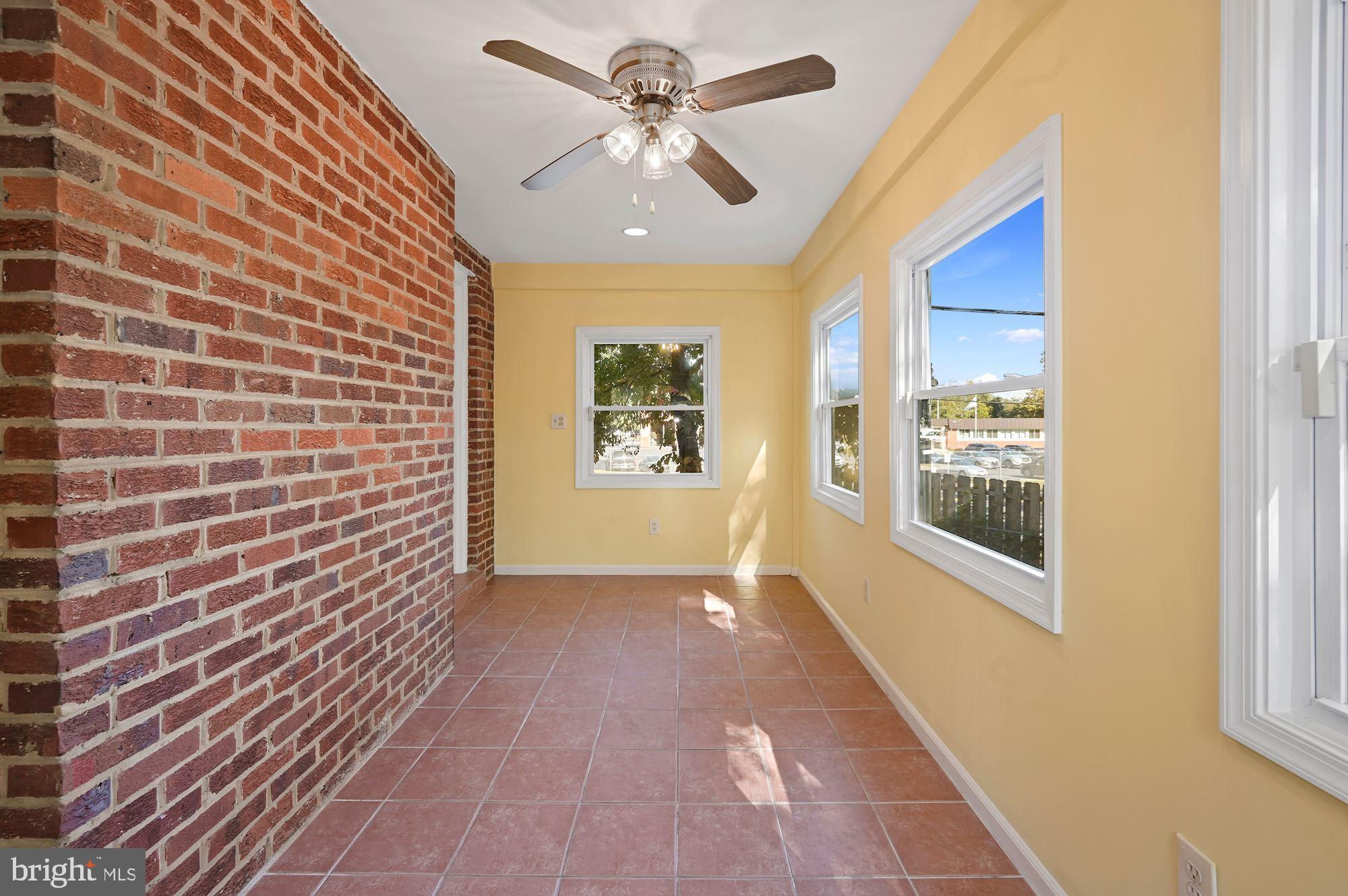 AVONDALE TERRACE - Residential