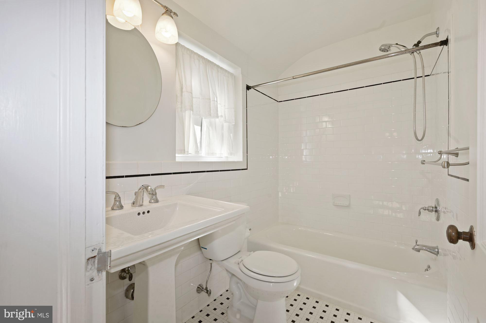 AVONDALE TERRACE - Residential