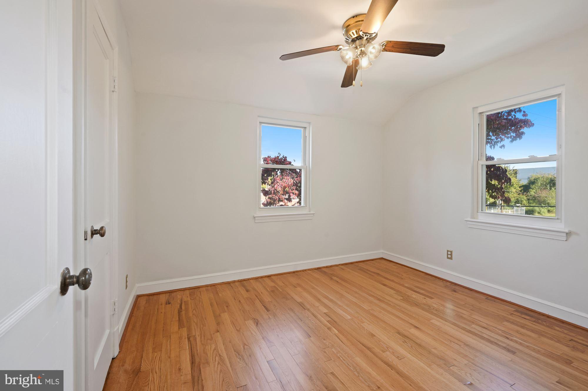 AVONDALE TERRACE - Residential