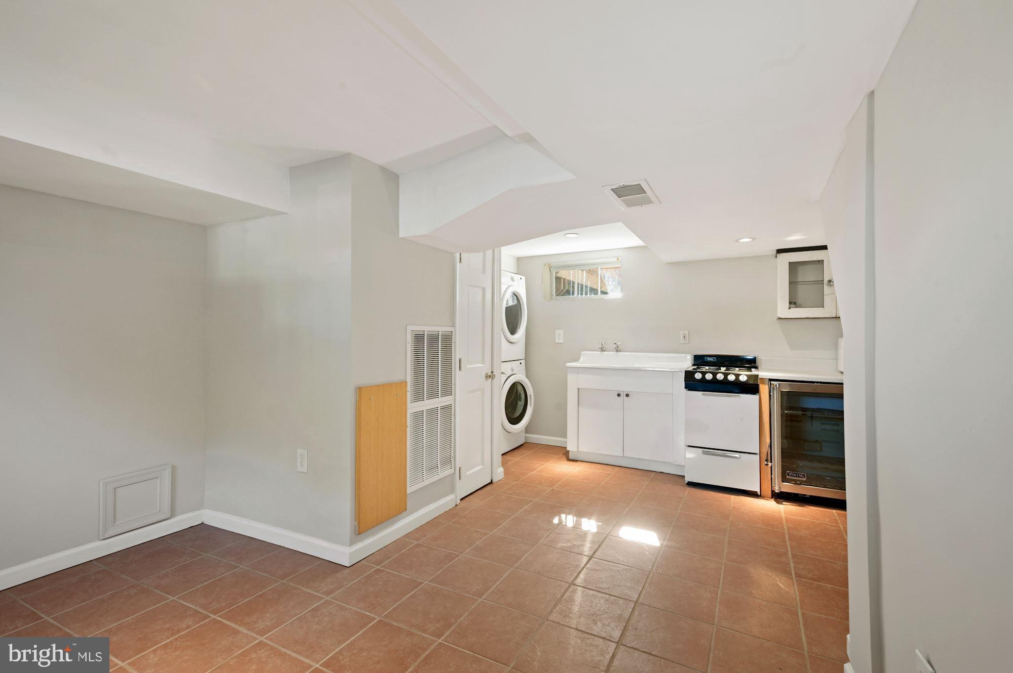 AVONDALE TERRACE - Residential