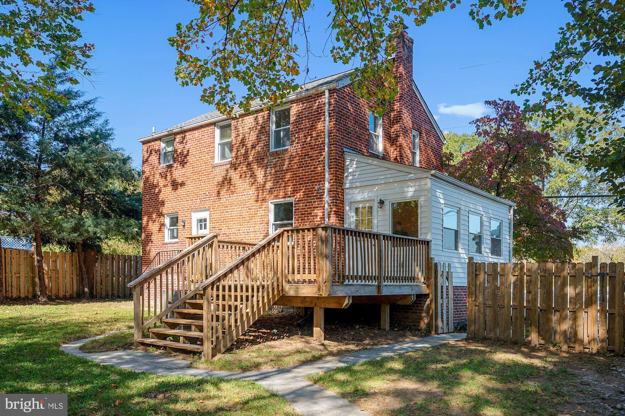 AVONDALE TERRACE - Residential