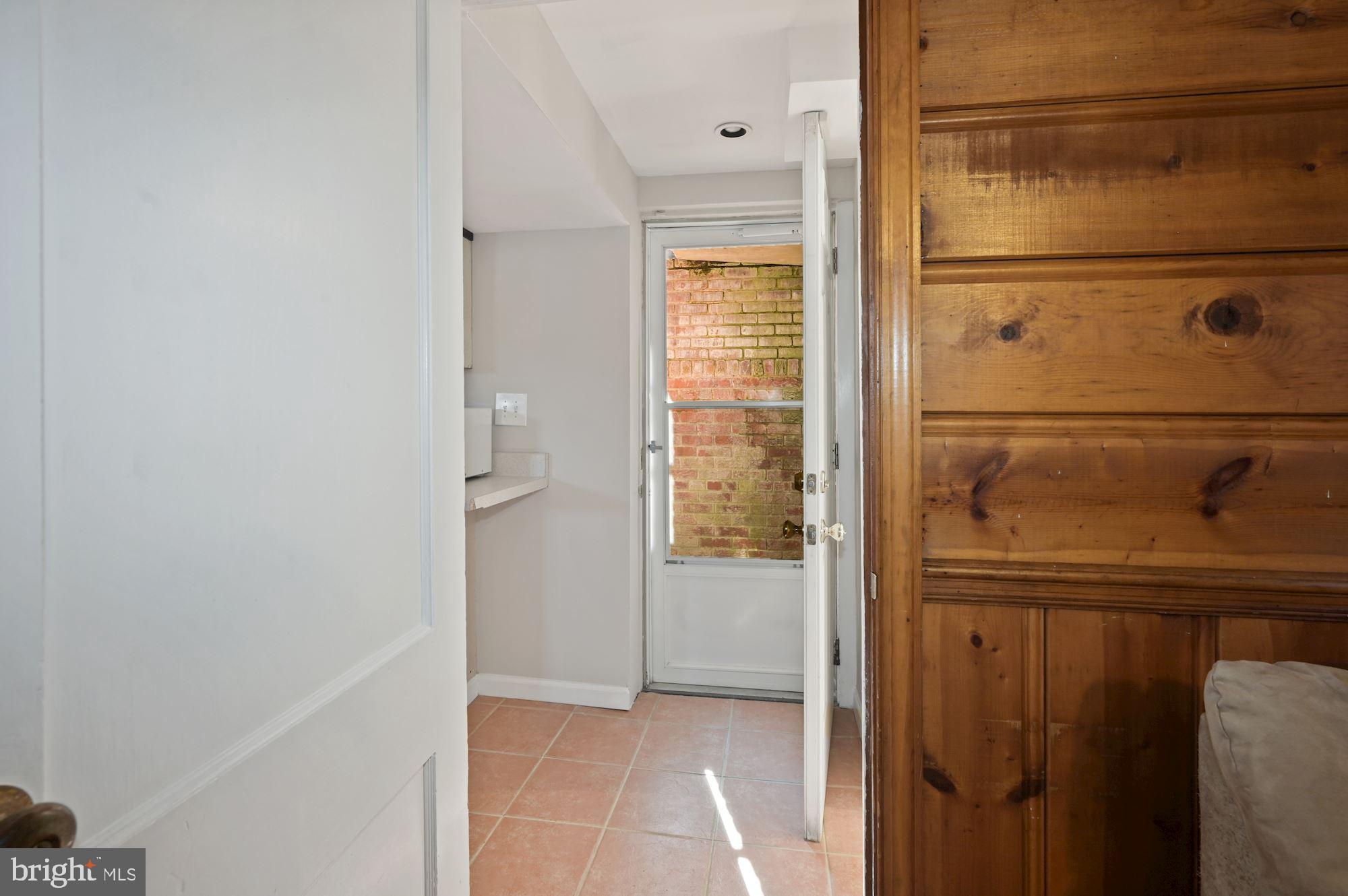 AVONDALE TERRACE - Residential