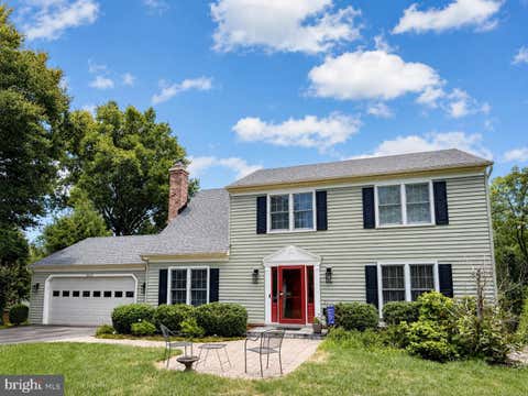 Homes For Sale - 6102 Queens Brigade Court<br/> FAIRFAX, VA 22030