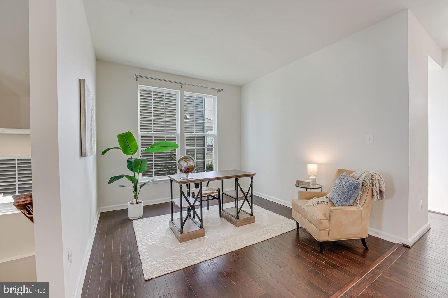 EMBREY MILL - Residential Lease