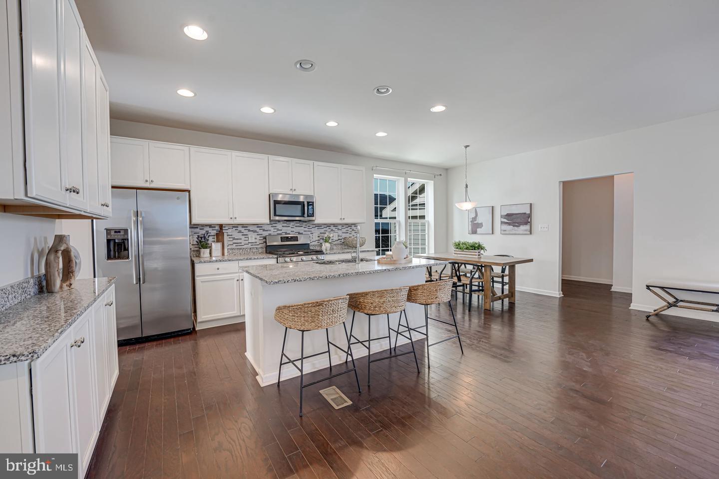 EMBREY MILL - Residential Lease