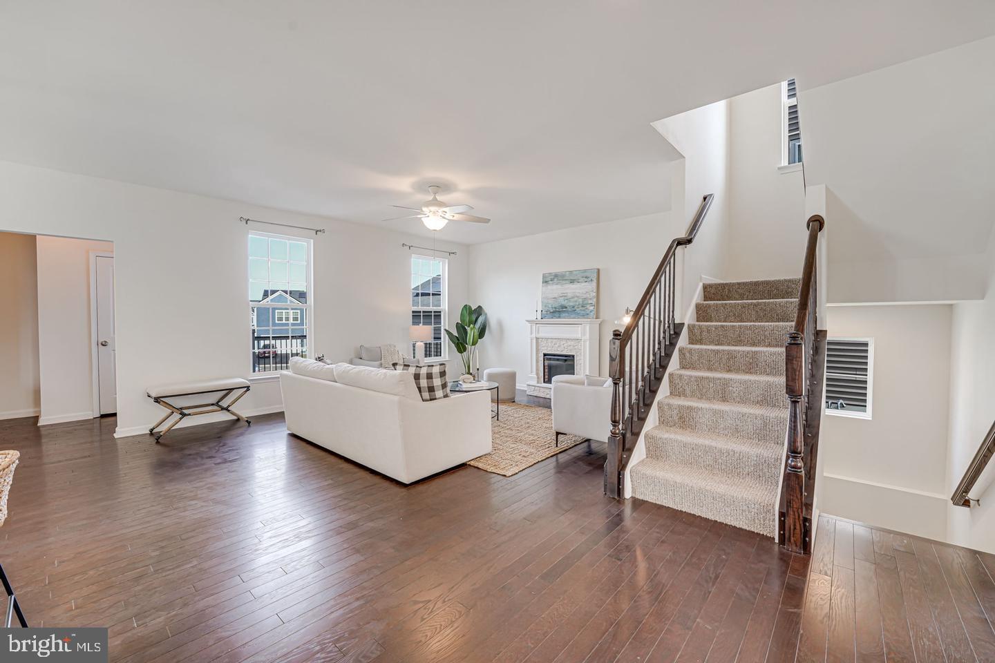 EMBREY MILL - Residential Lease