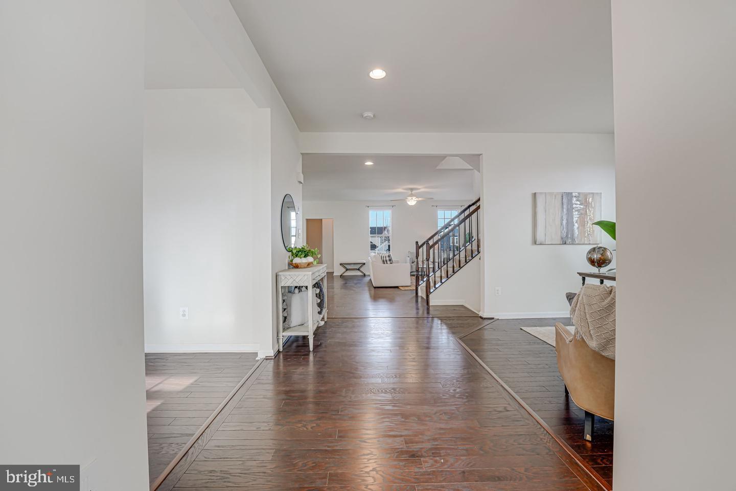 EMBREY MILL - Residential Lease