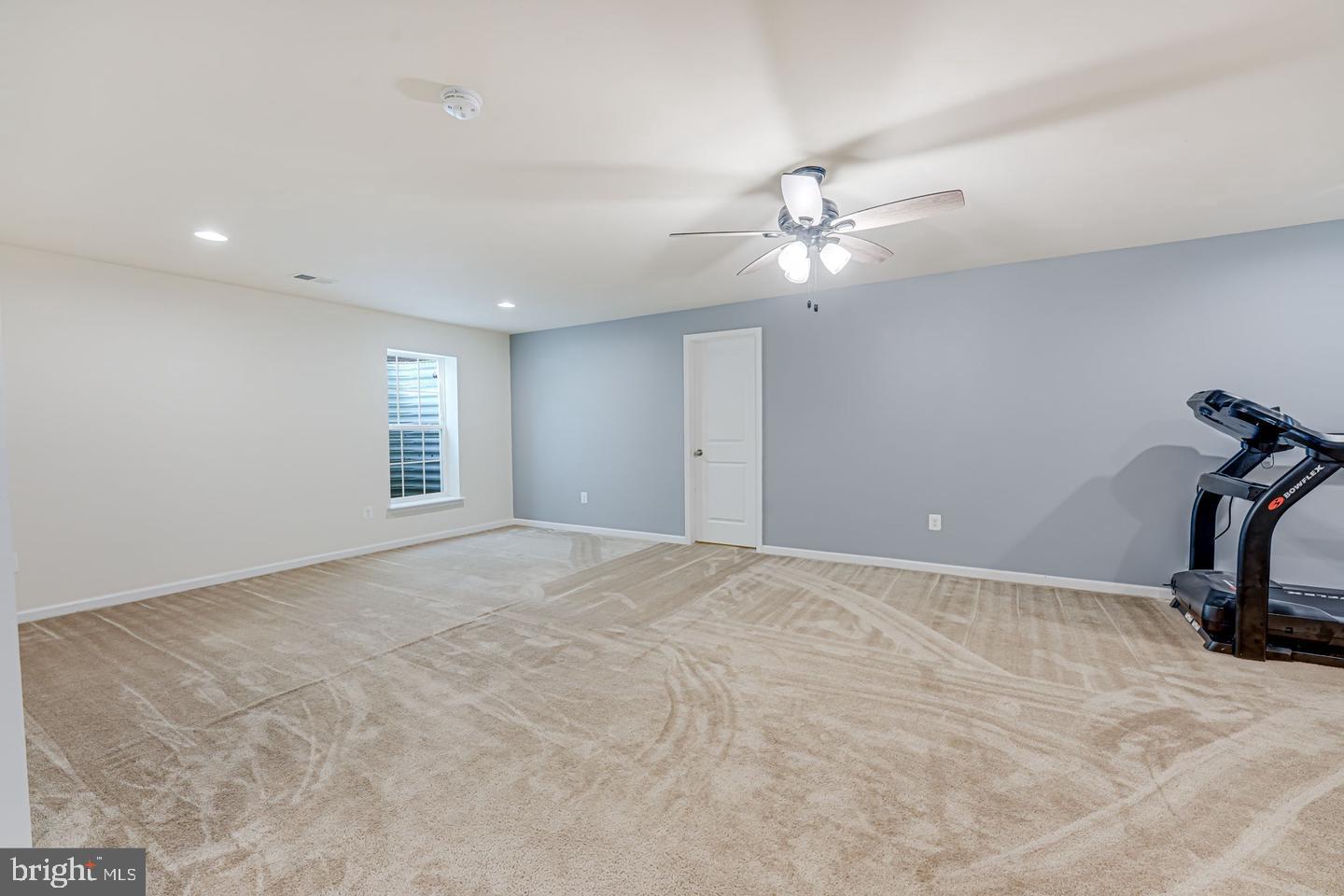 EMBREY MILL - Residential Lease