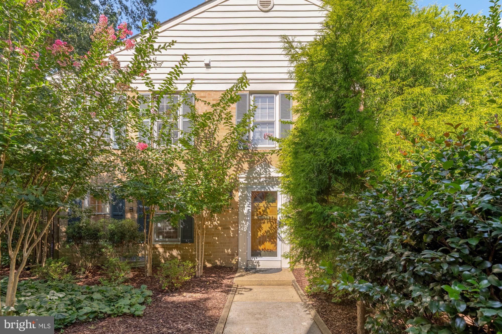 2429 ALSOP COURT