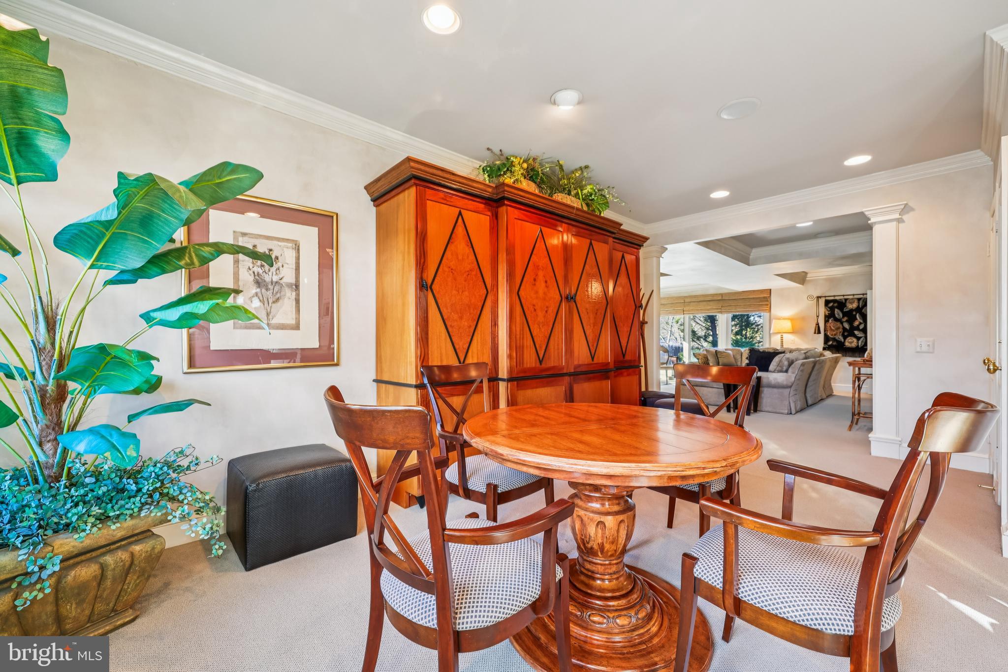 POTOMAC COMMONS - Residential