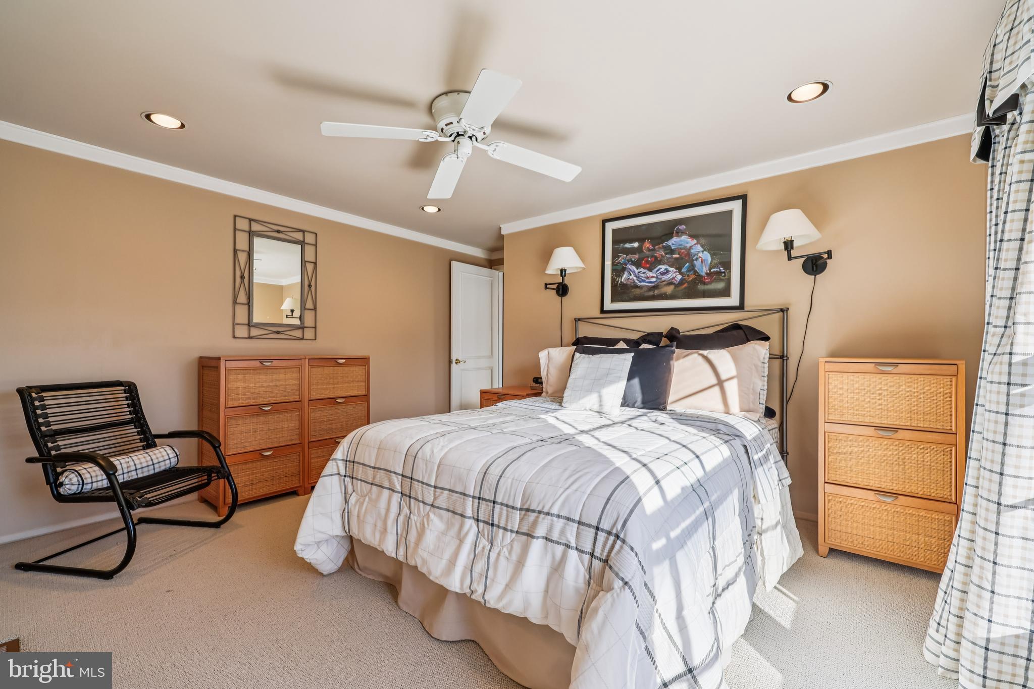 POTOMAC COMMONS - Residential