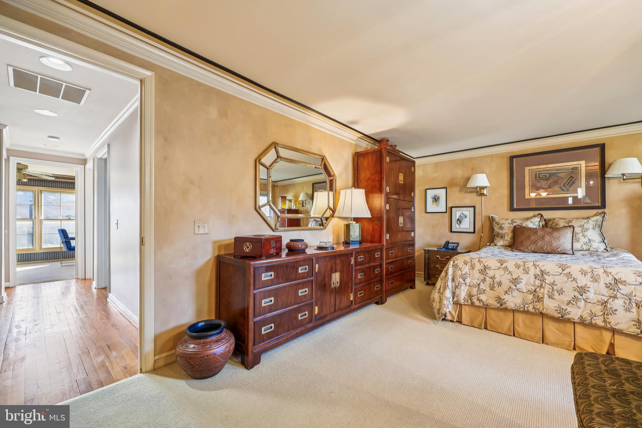 POTOMAC COMMONS - Residential