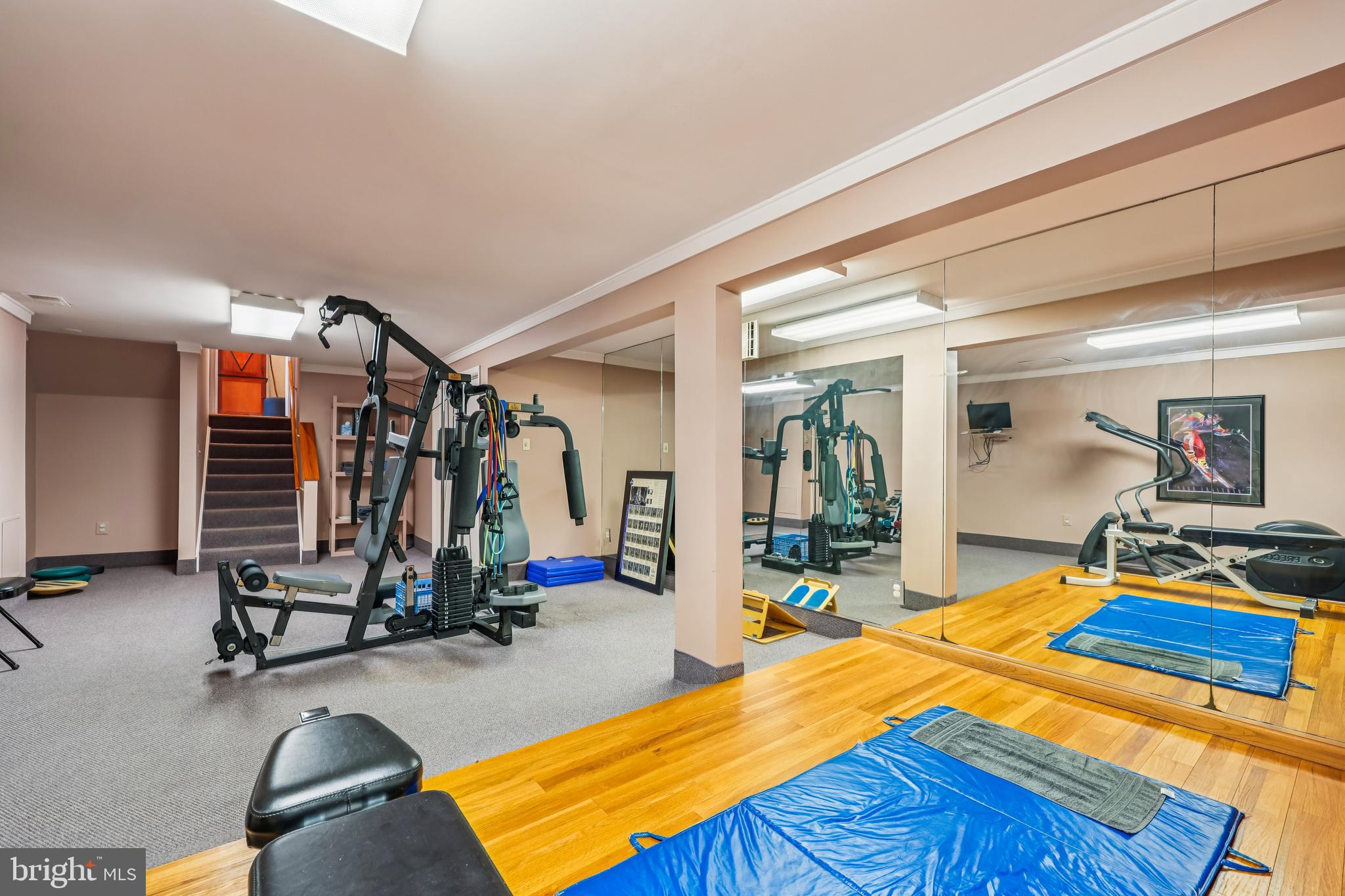 POTOMAC COMMONS - Residential