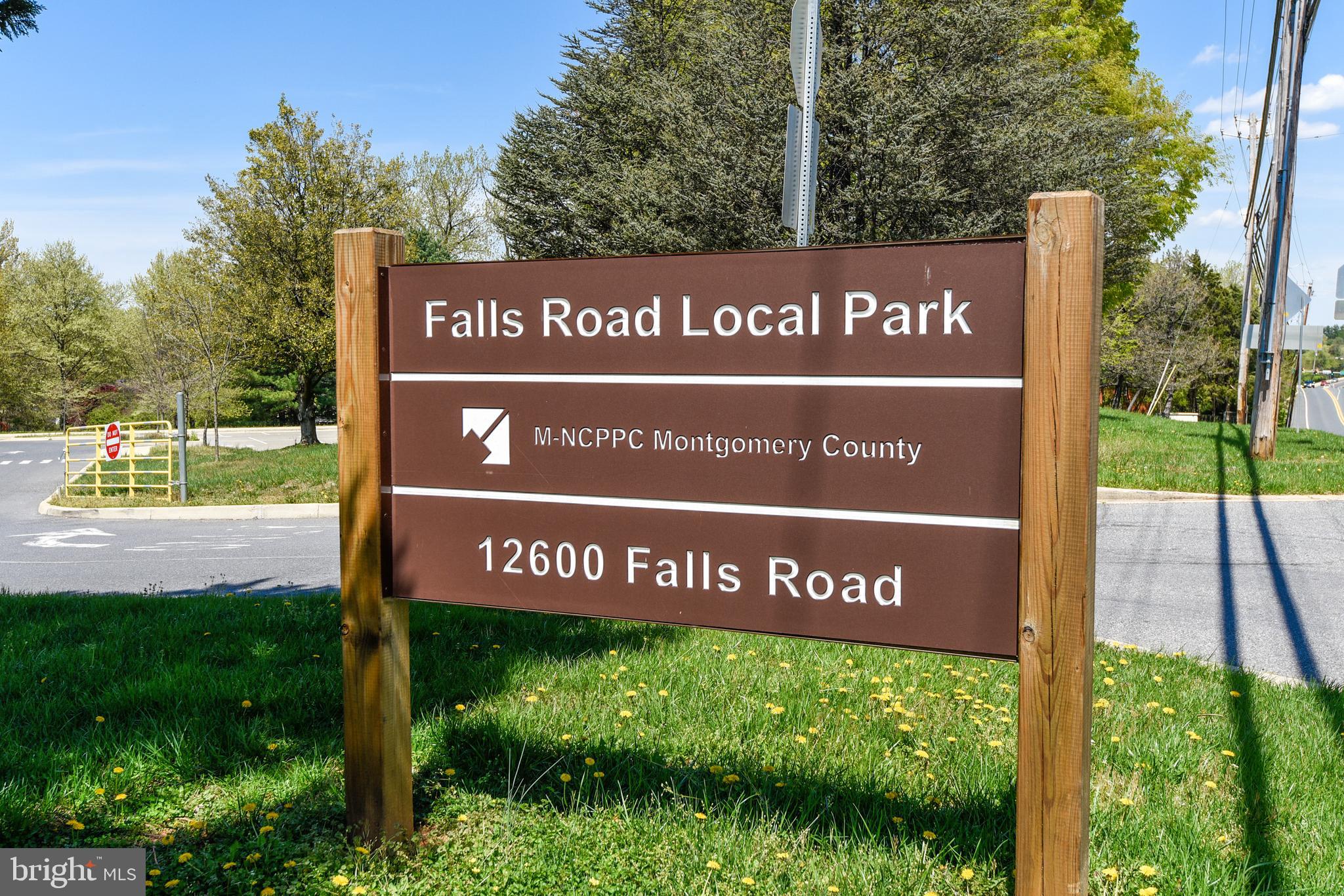 POTOMAC COMMONS - Residential