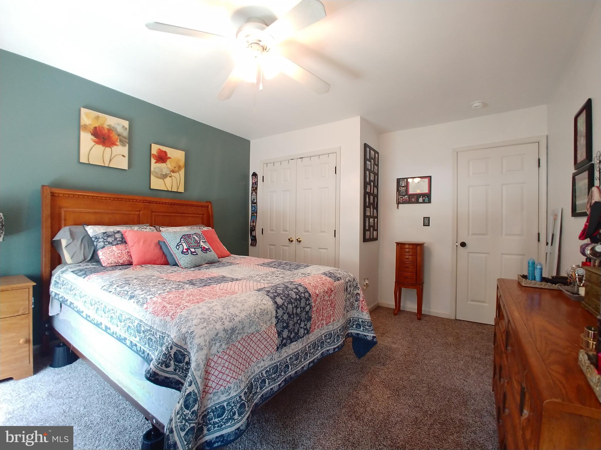 HIDDEN ACRES - Residential