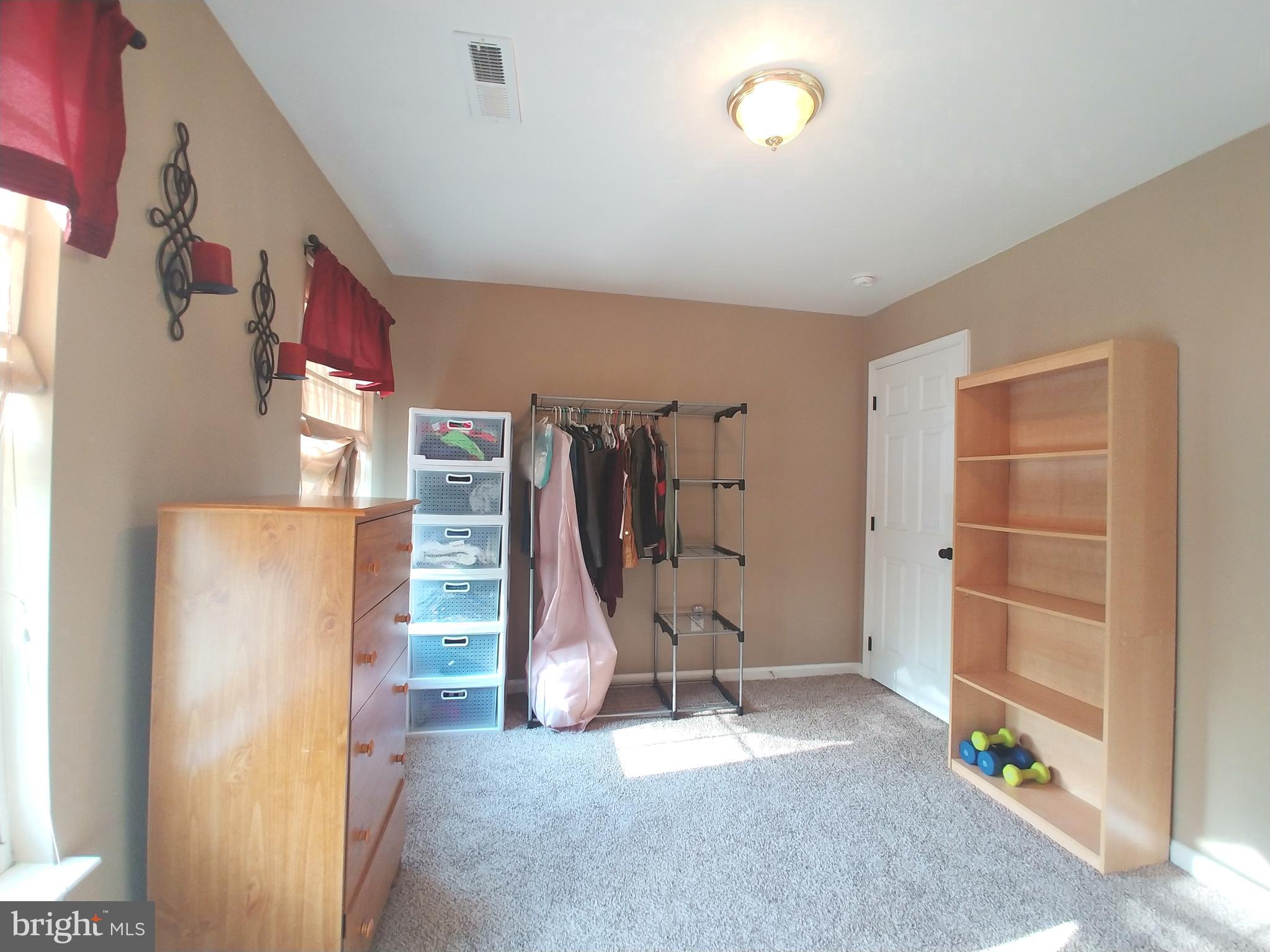 HIDDEN ACRES - Residential