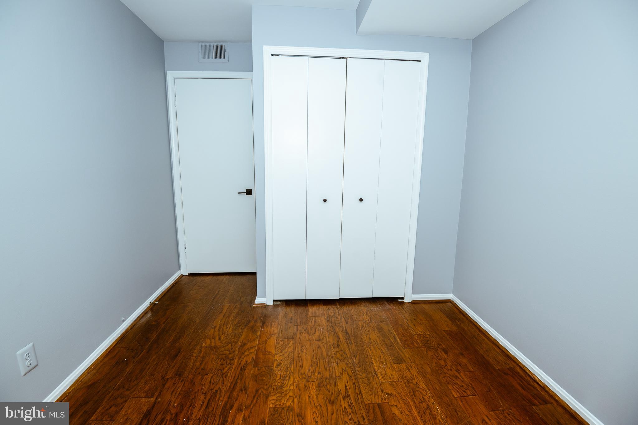 GREENCASTLE MANOR - Residential