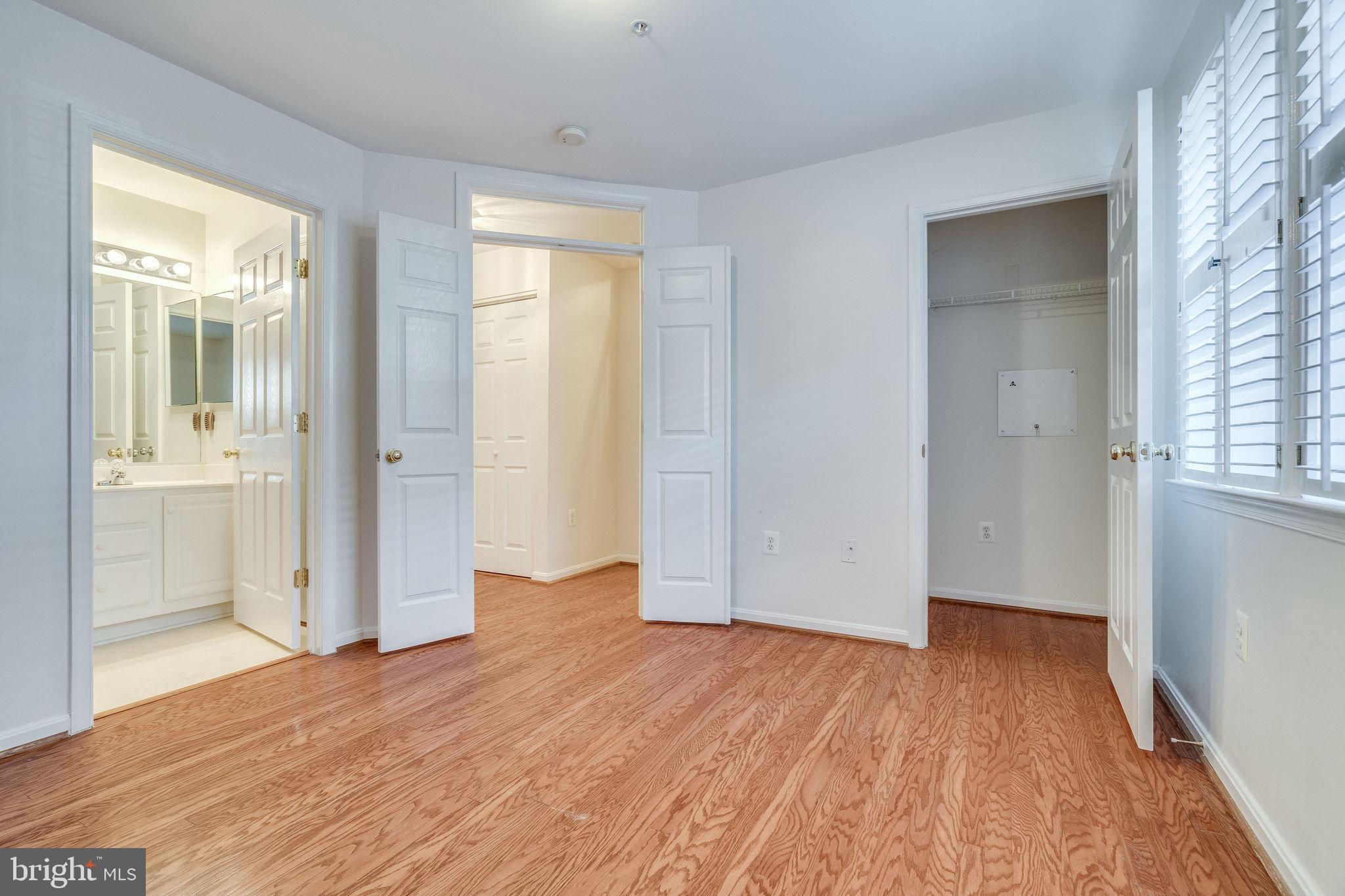 OLD TOWN GREENS - Residential Lease