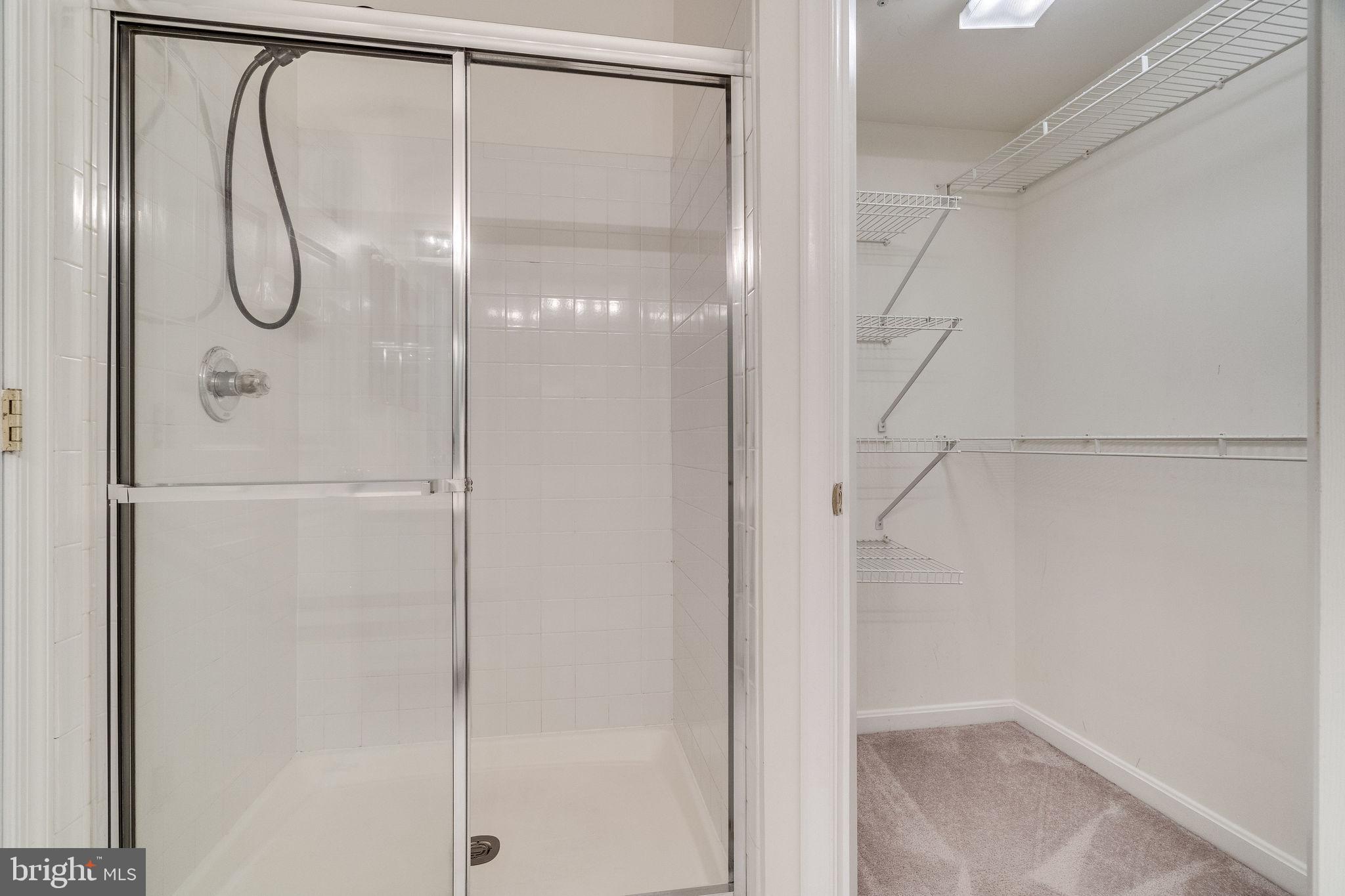 OLD TOWN GREENS - Residential Lease