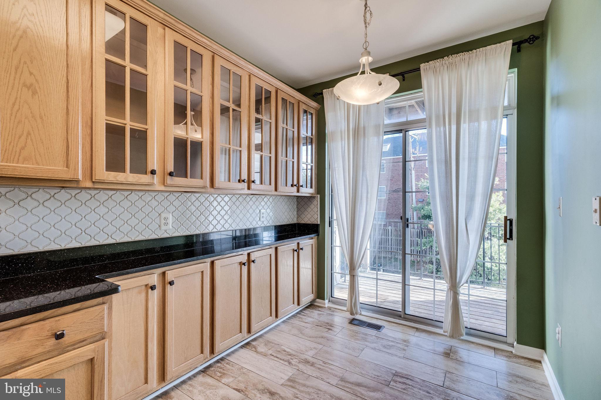 OLD TOWN GREENS - Residential Lease