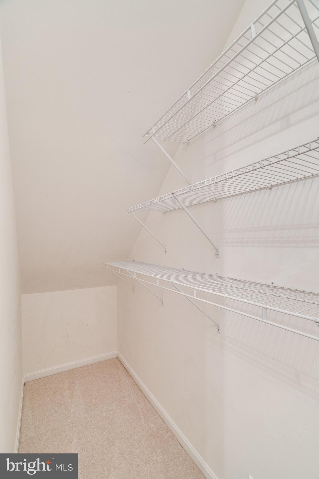 OLD TOWN GREENS - Residential Lease