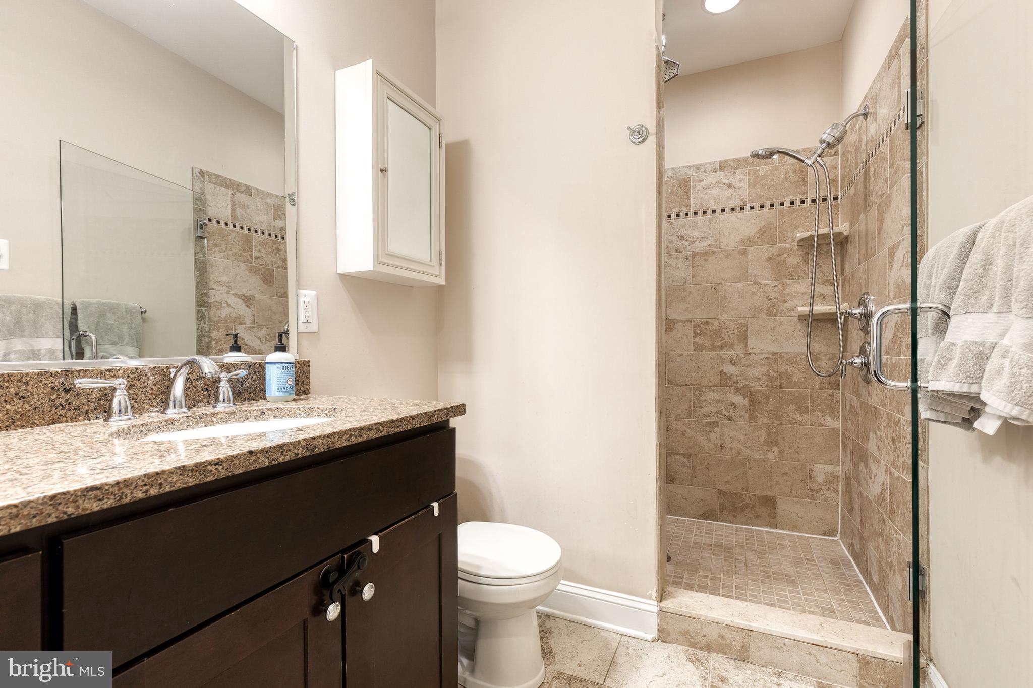 HIGHLANDTOWN - Residential Lease