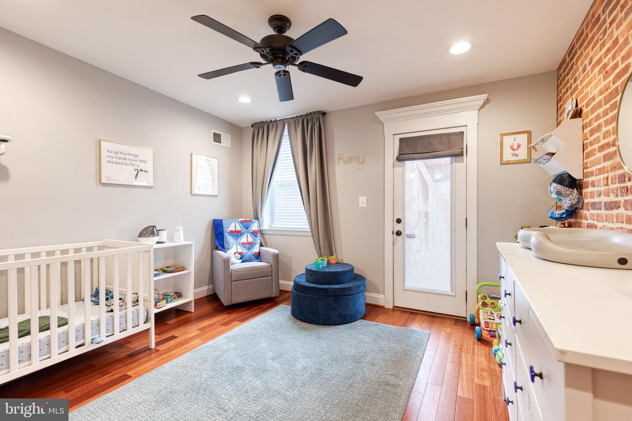 HIGHLANDTOWN - Residential Lease