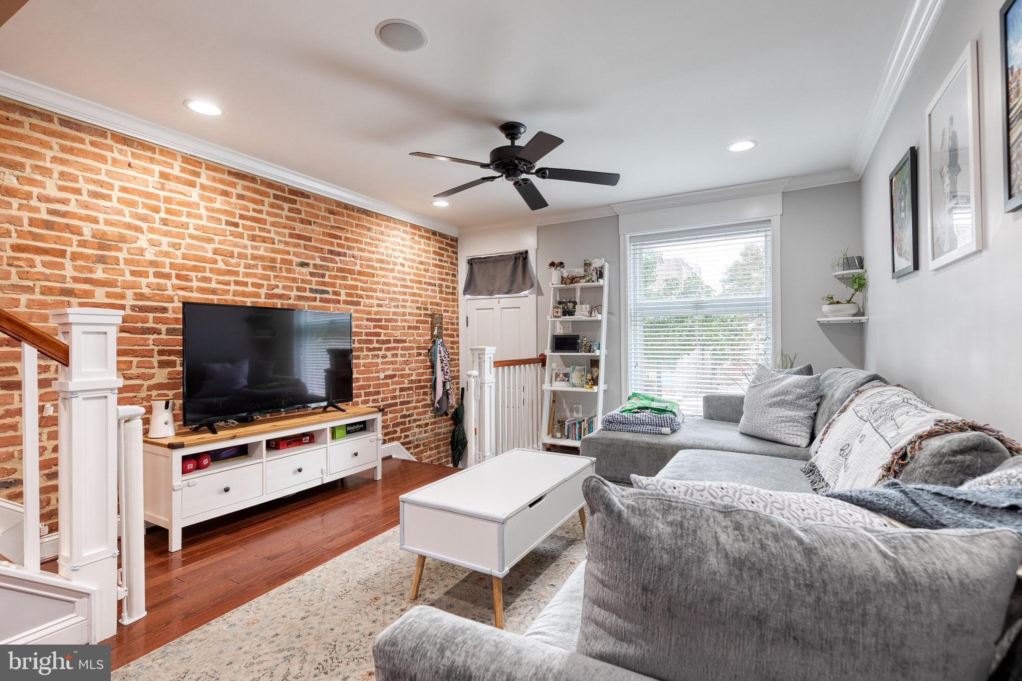 HIGHLANDTOWN - Residential Lease