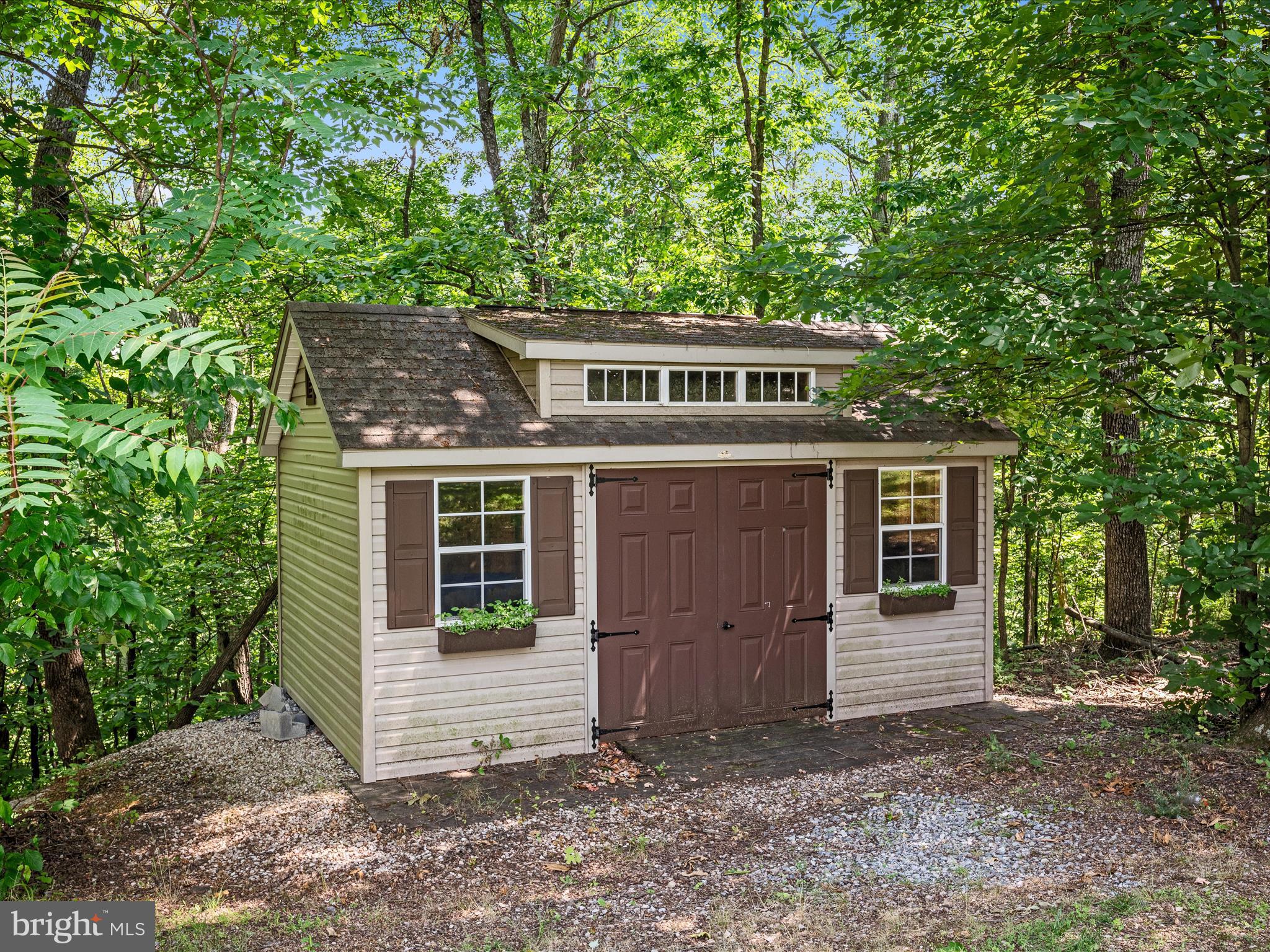 BROOKFIELD - Residential