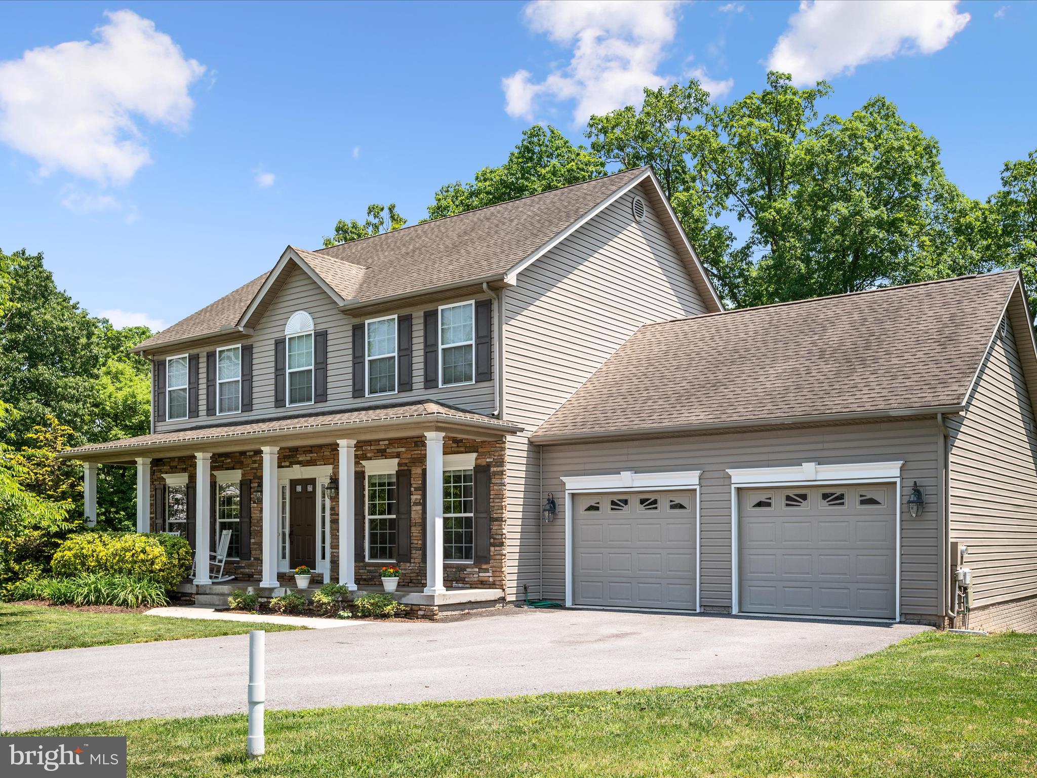 BROOKFIELD - Residential