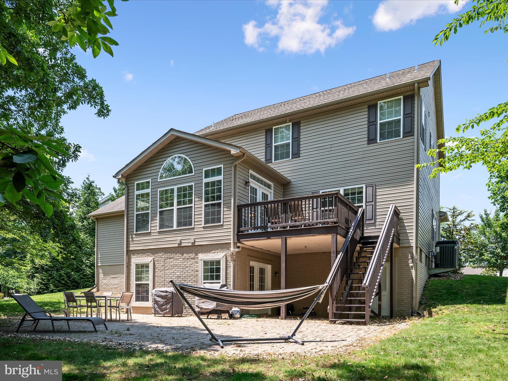 BROOKFIELD - Residential