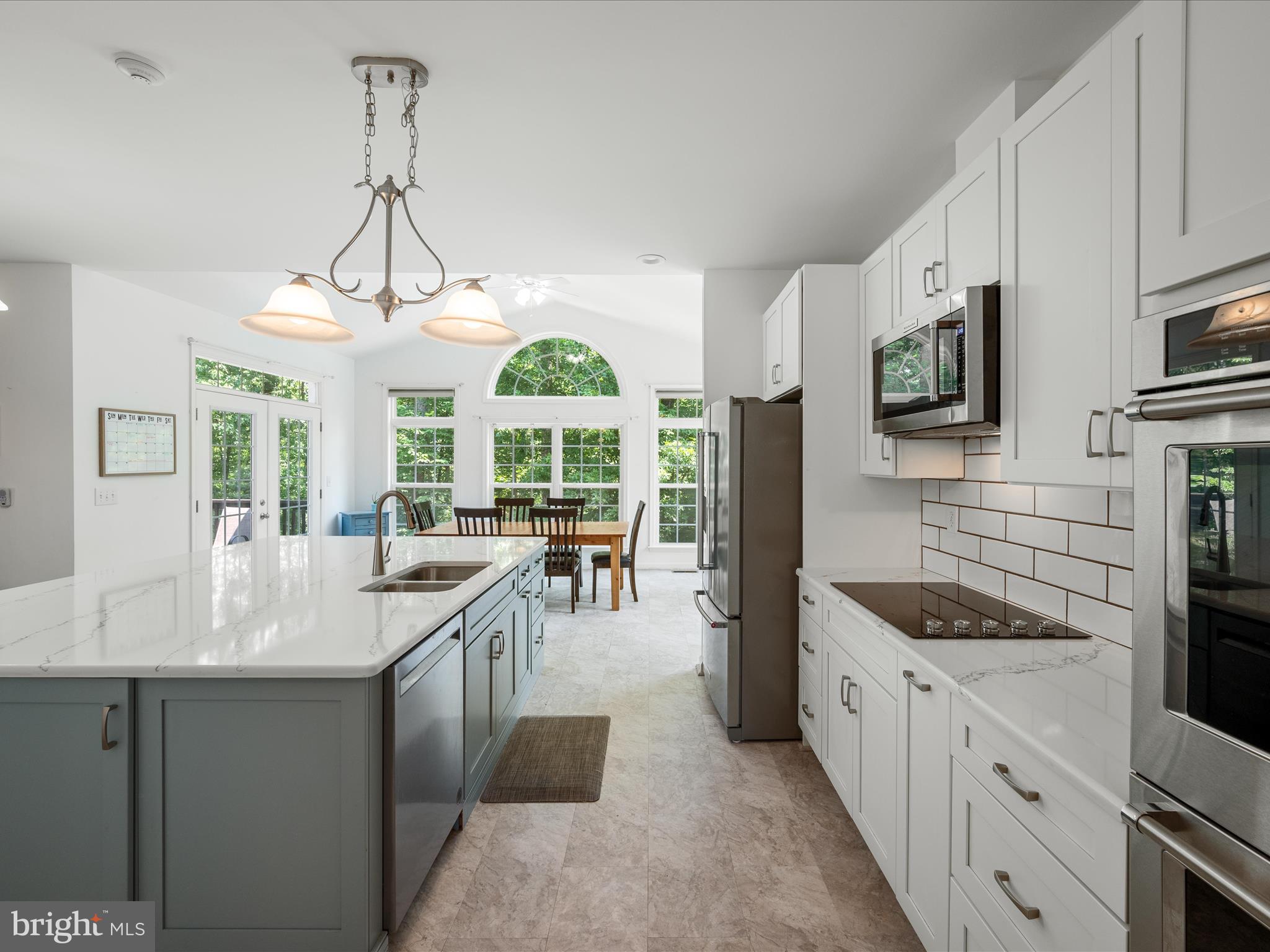 BROOKFIELD - Residential