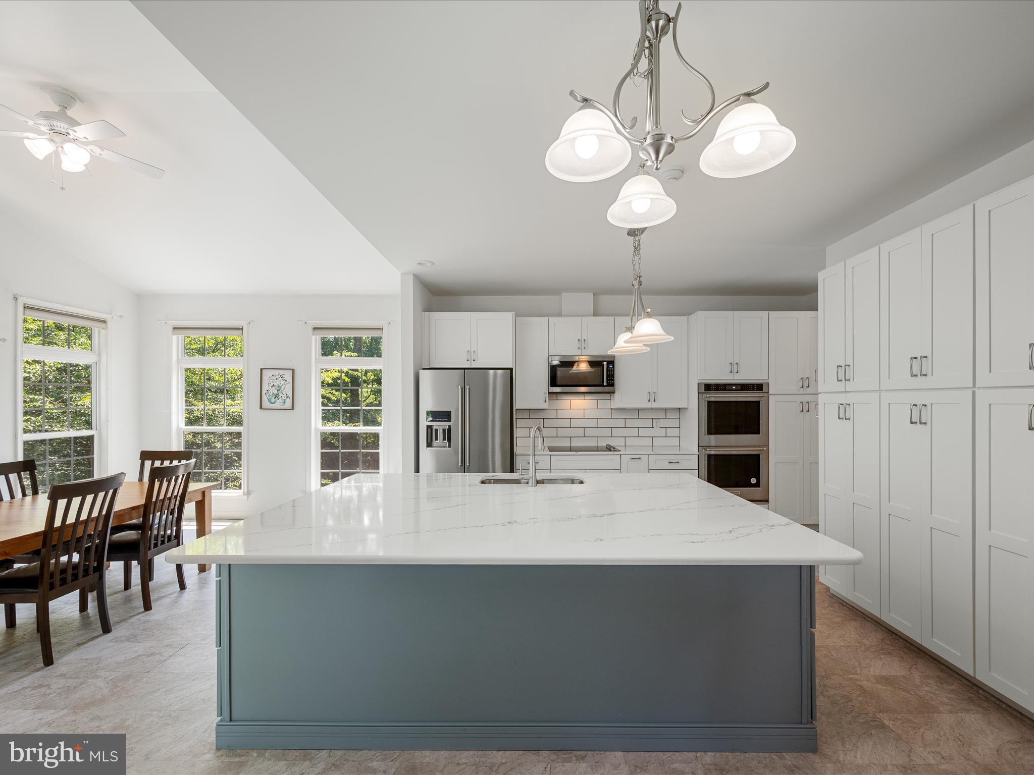 BROOKFIELD - Residential