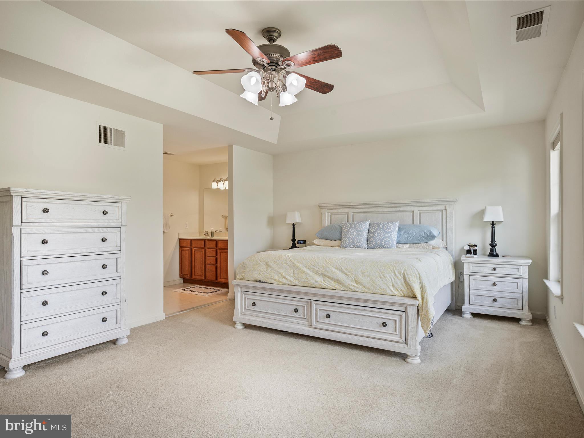 BROOKFIELD - Residential